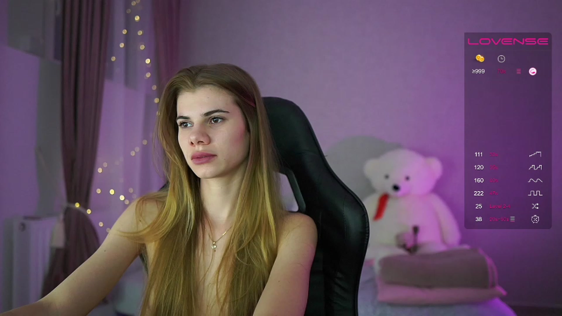 Gallery image thumbnail from RileyReid_18's myfreecams stream on, 04/23/2023, 18:04 image 3 of 20
