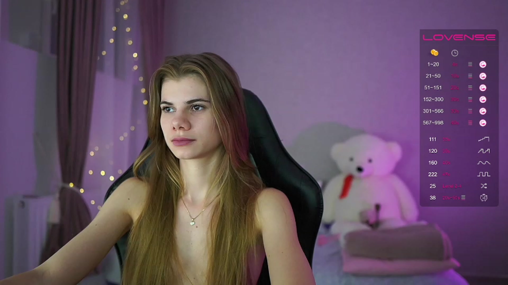 Gallery image thumbnail from RileyReid_18's myfreecams stream on, 04/23/2023, 18:04 image 14 of 20