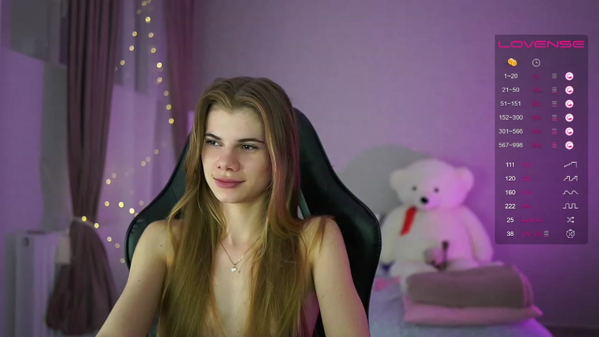 Gallery image thumbnail from RileyReid_18's myfreecams stream on, 04/23/2023, 18:04 image 18 of 20
