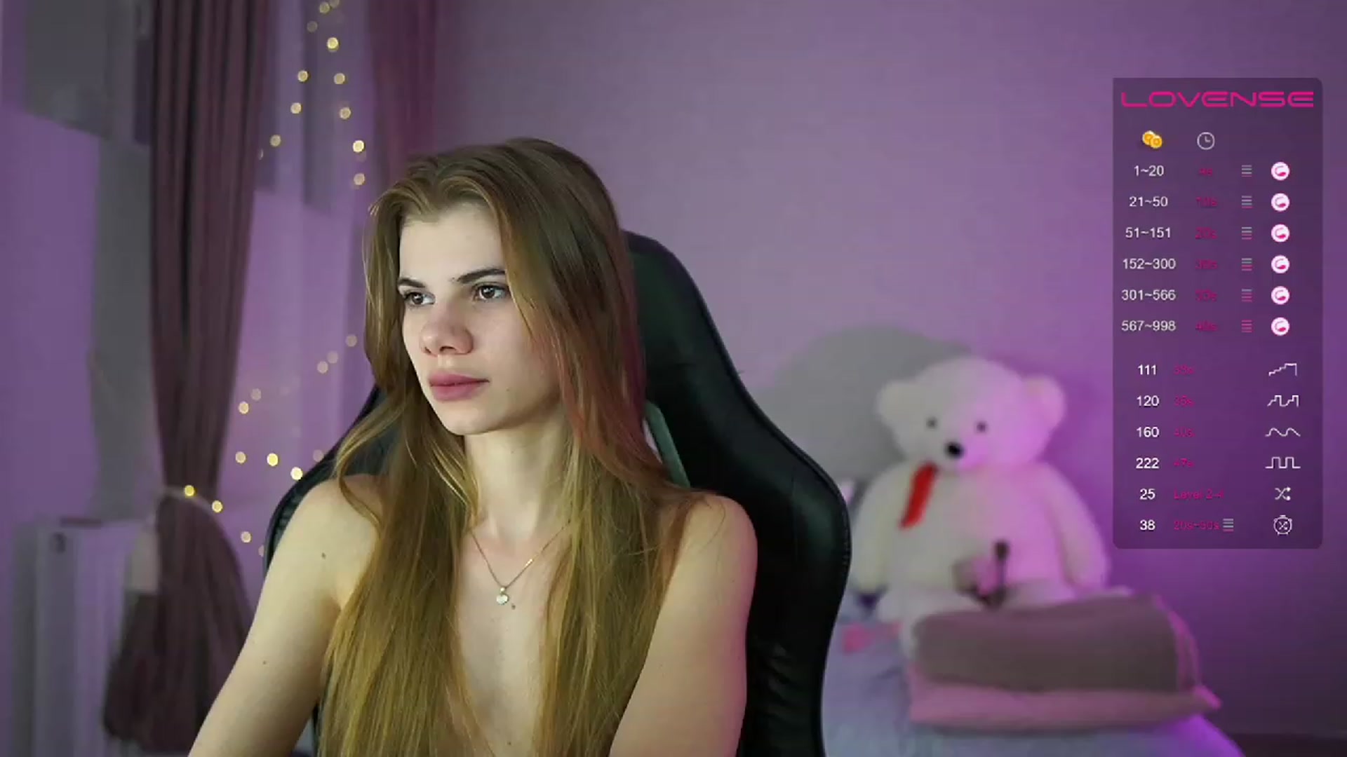 Gallery image thumbnail from RileyReid_18's myfreecams stream on, 04/23/2023, 18:04 image 16 of 20