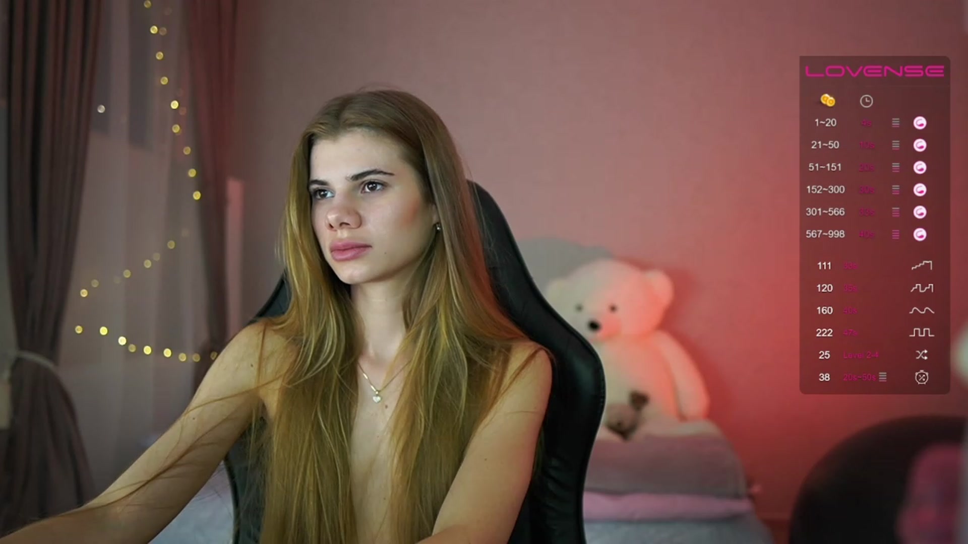 Gallery image thumbnail from RileyReid_18's myfreecams stream on, 04/24/2023, 16:59 image 19 of 20