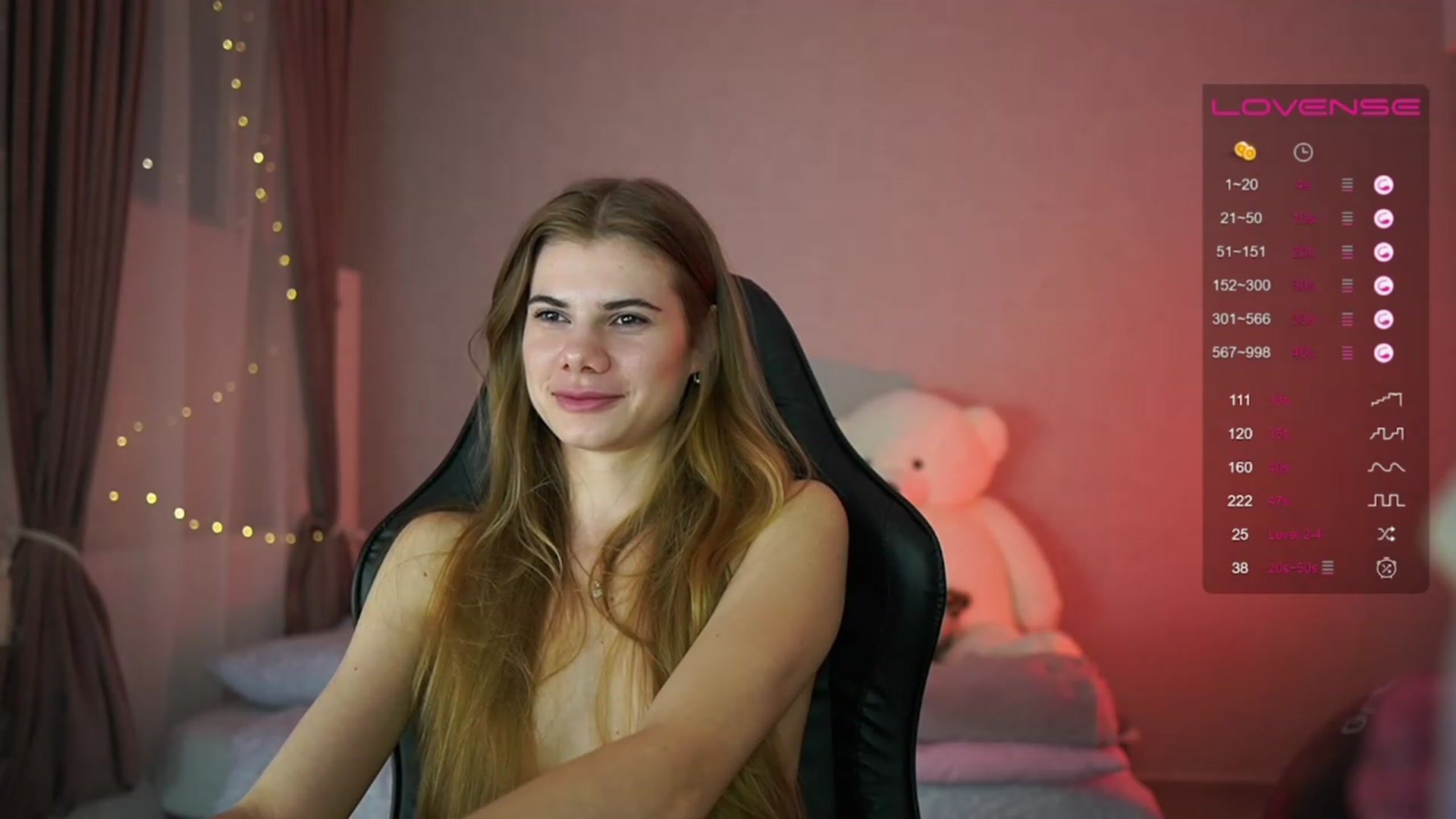 Gallery image thumbnail from RileyReid_18's myfreecams stream on, 04/24/2023, 16:59 image 15 of 20
