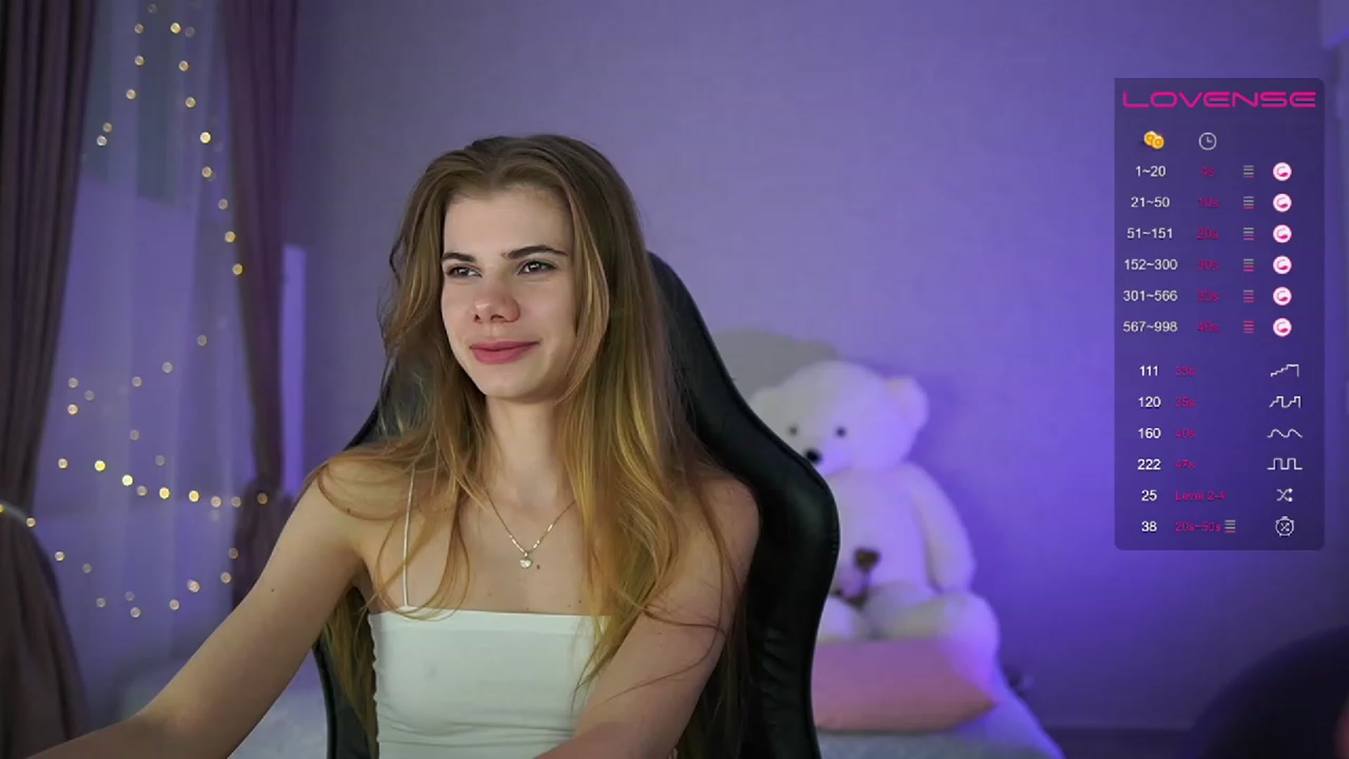 Gallery image thumbnail from RileyReid_18's myfreecams stream on, 04/26/2023, 16:35 image 2 of 20