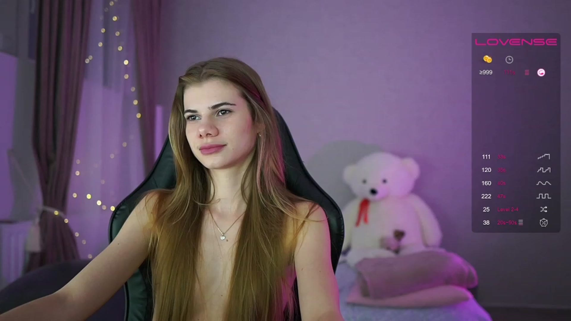 Gallery image thumbnail from RileyReid_18's myfreecams stream on, 04/27/2023, 17:56 image 17 of 20