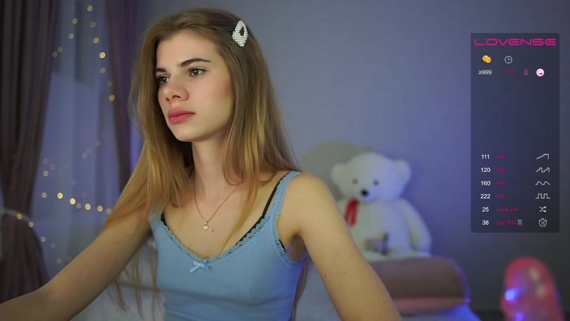 Gallery image thumbnail from RileyReid_18's myfreecams stream on, 04/30/2023, 18:39 image 4 of 20