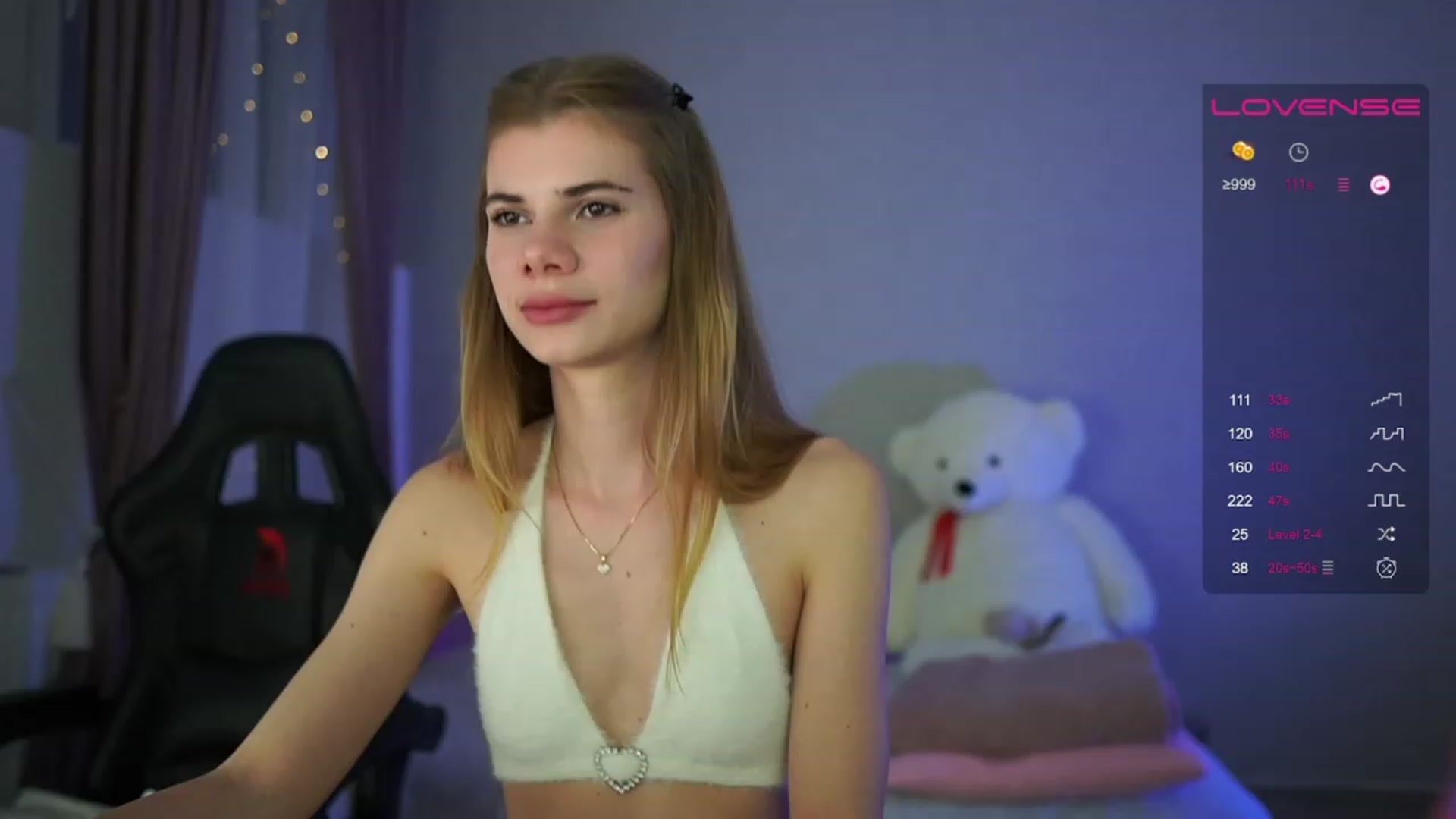 Gallery image thumbnail from RileyReid_18's myfreecams stream on, 05/01/2023, 19:44 image 8 of 20
