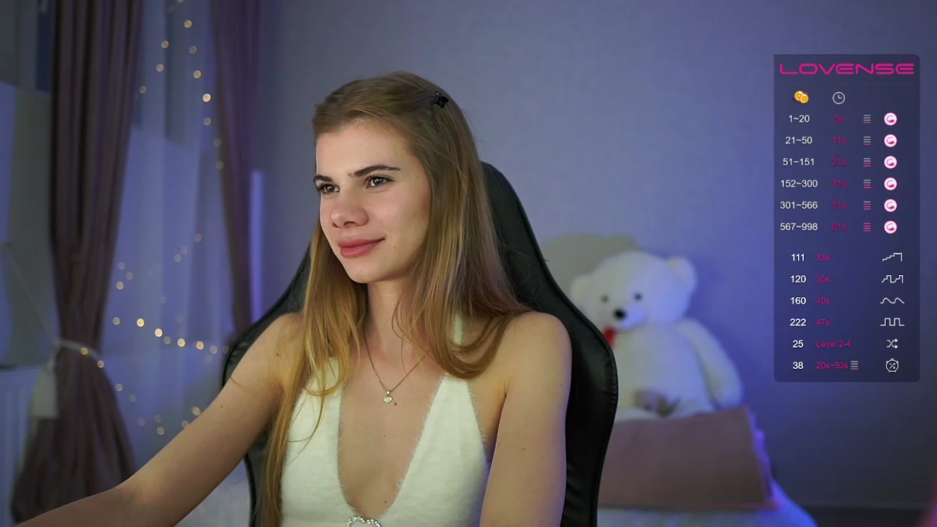 Gallery image thumbnail from RileyReid_18's myfreecams stream on, 05/01/2023, 21:14 image 6 of 20