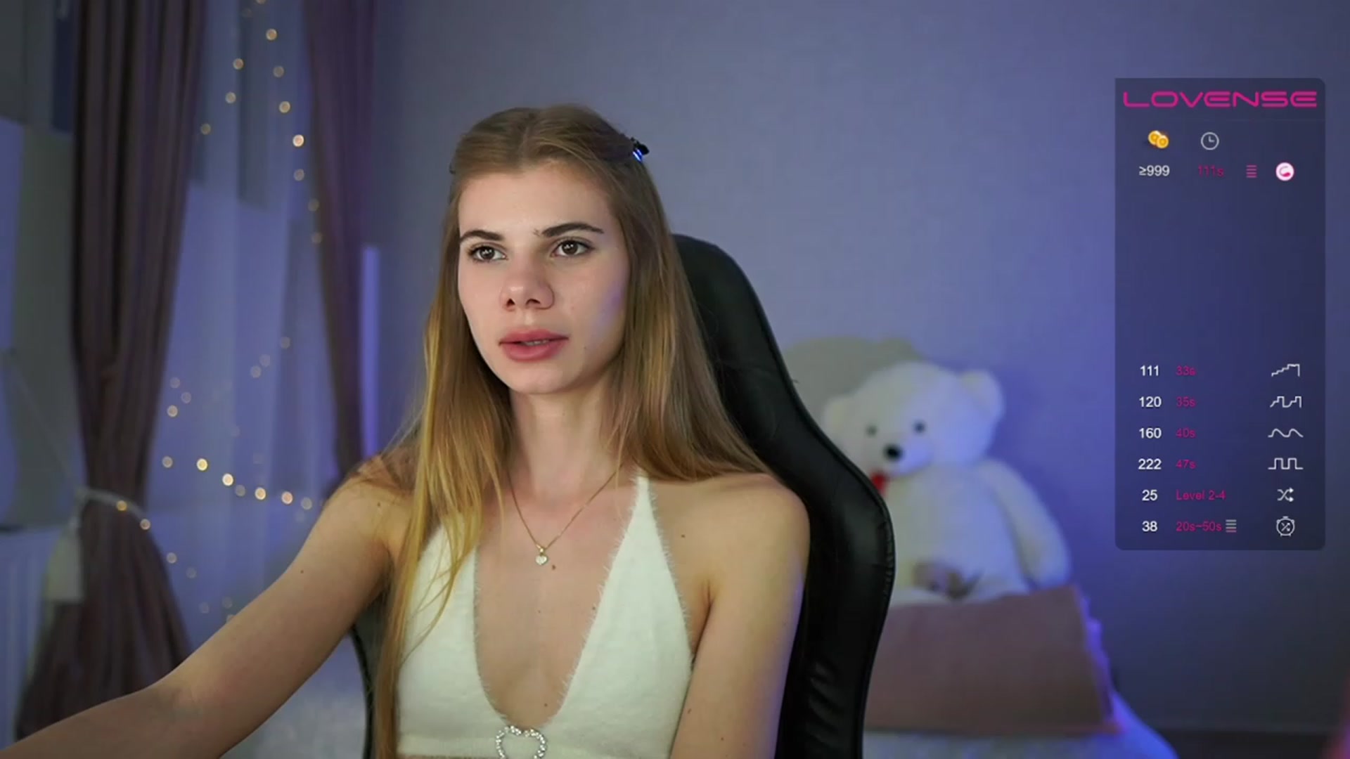 Gallery image thumbnail from RileyReid_18's myfreecams stream on, 05/01/2023, 21:14 image 15 of 20