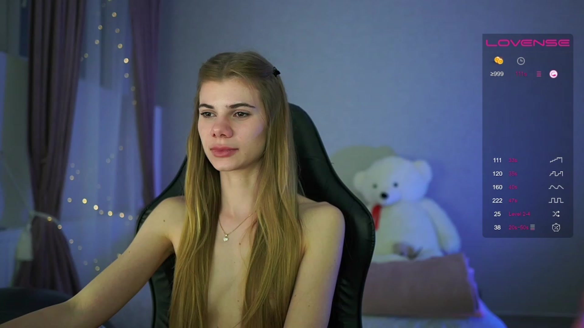Gallery image thumbnail from RileyReid_18's myfreecams stream on, 05/01/2023, 23:13 image 9 of 20