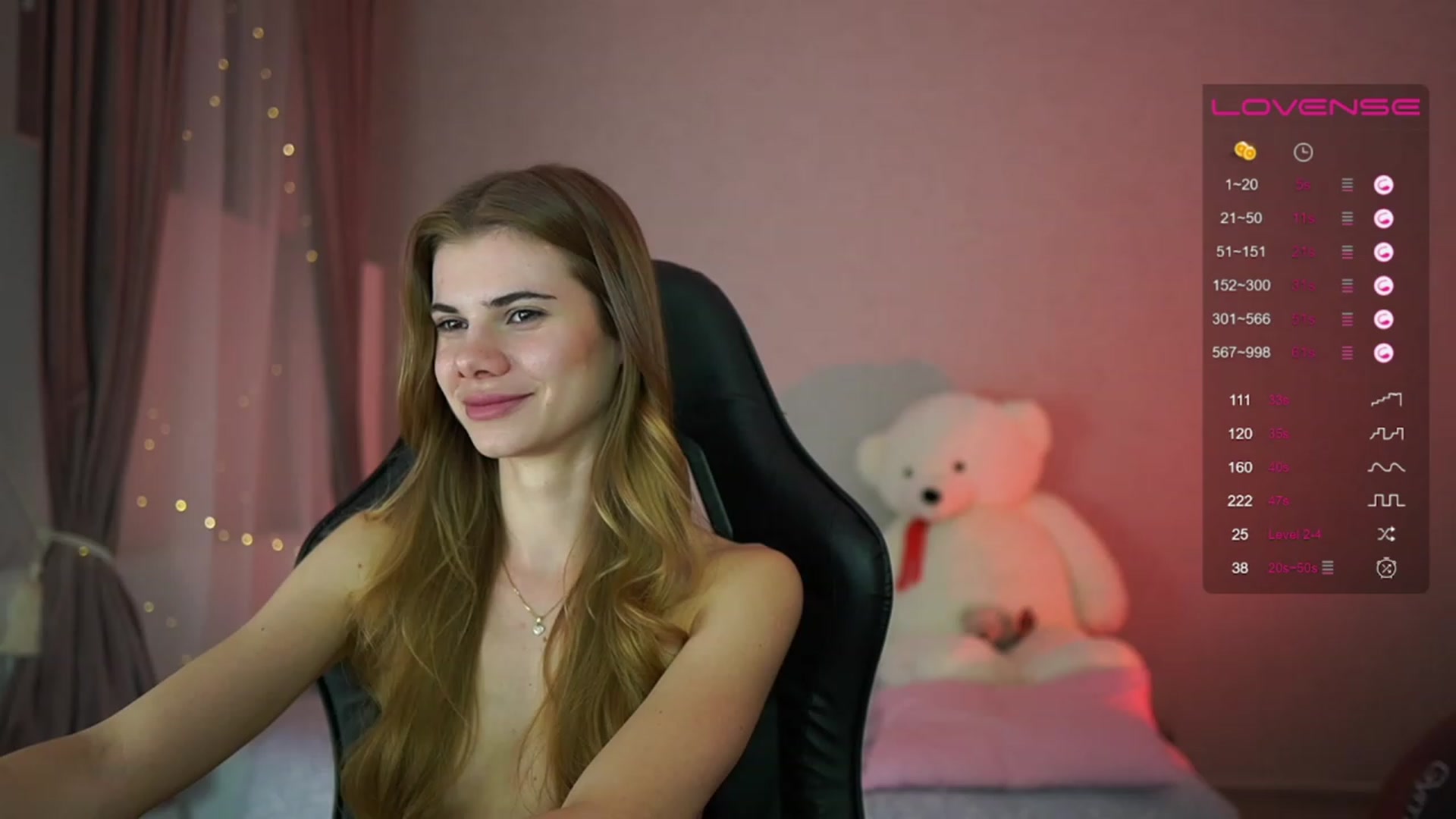 Gallery image thumbnail from RileyReid_18's myfreecams stream on, 05/07/2023, 20:18 image 10 of 20