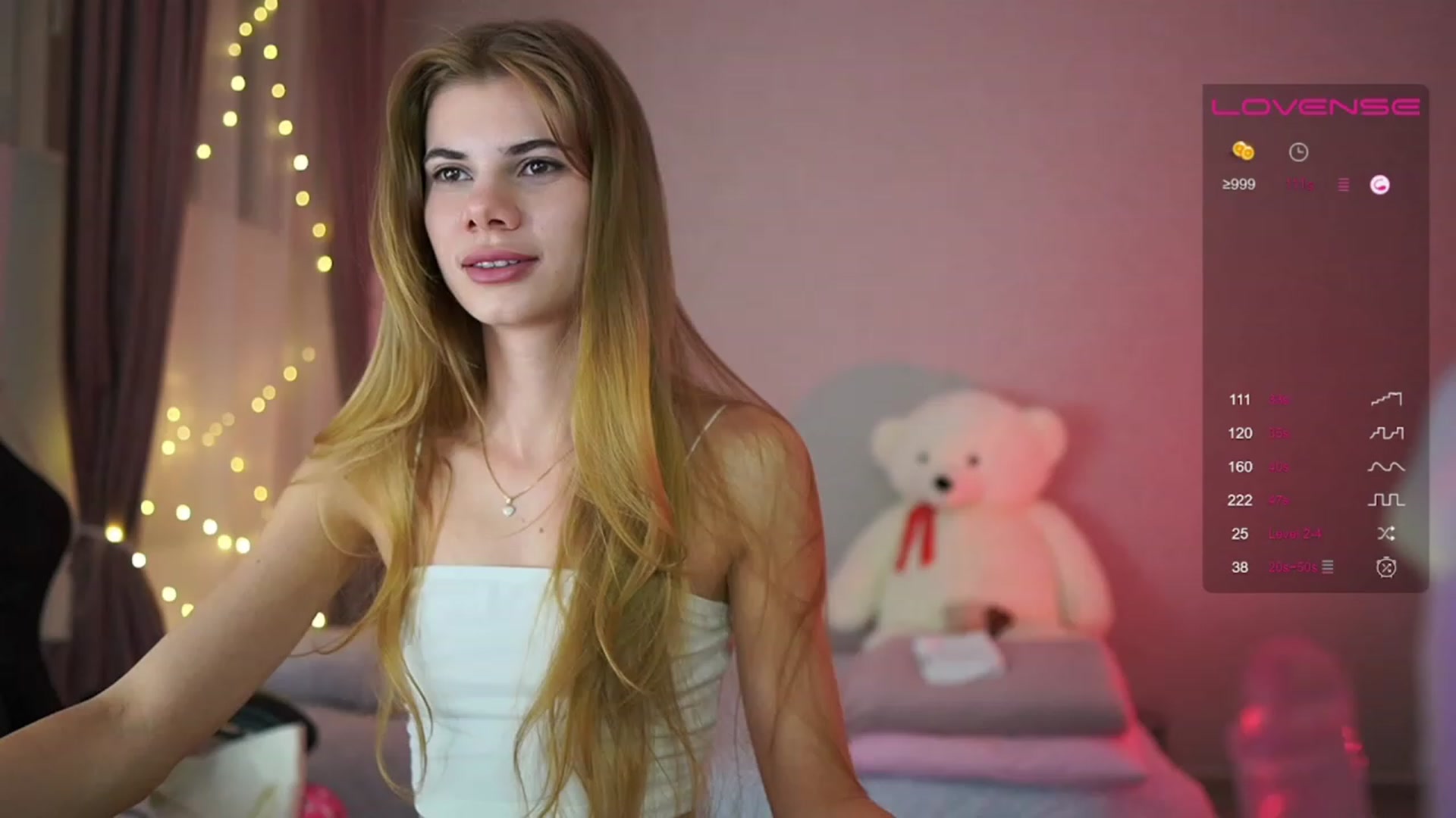 Gallery image thumbnail from RileyReid_18's myfreecams stream on, 05/10/2023, 19:35 image 1 of 20