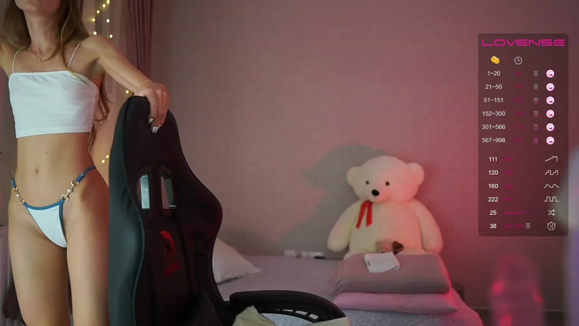 Gallery image thumbnail from RileyReid_18's myfreecams stream on, 05/10/2023, 19:35 image 19 of 20