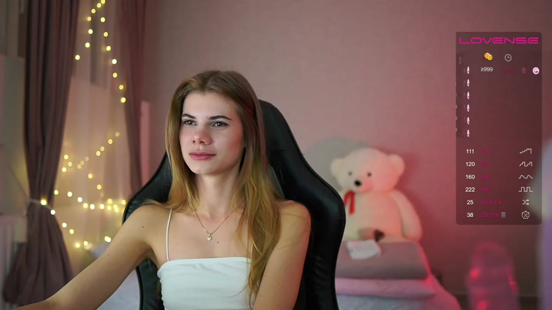 Gallery image thumbnail from RileyReid_18's myfreecams stream on, 05/10/2023, 19:35 image 11 of 20