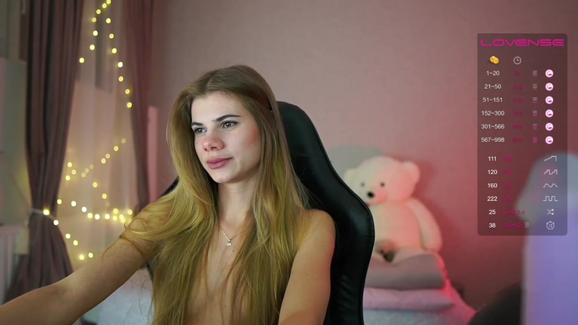 Gallery image thumbnail from RileyReid_18's myfreecams stream on, 05/10/2023, 21:10 image 7 of 20