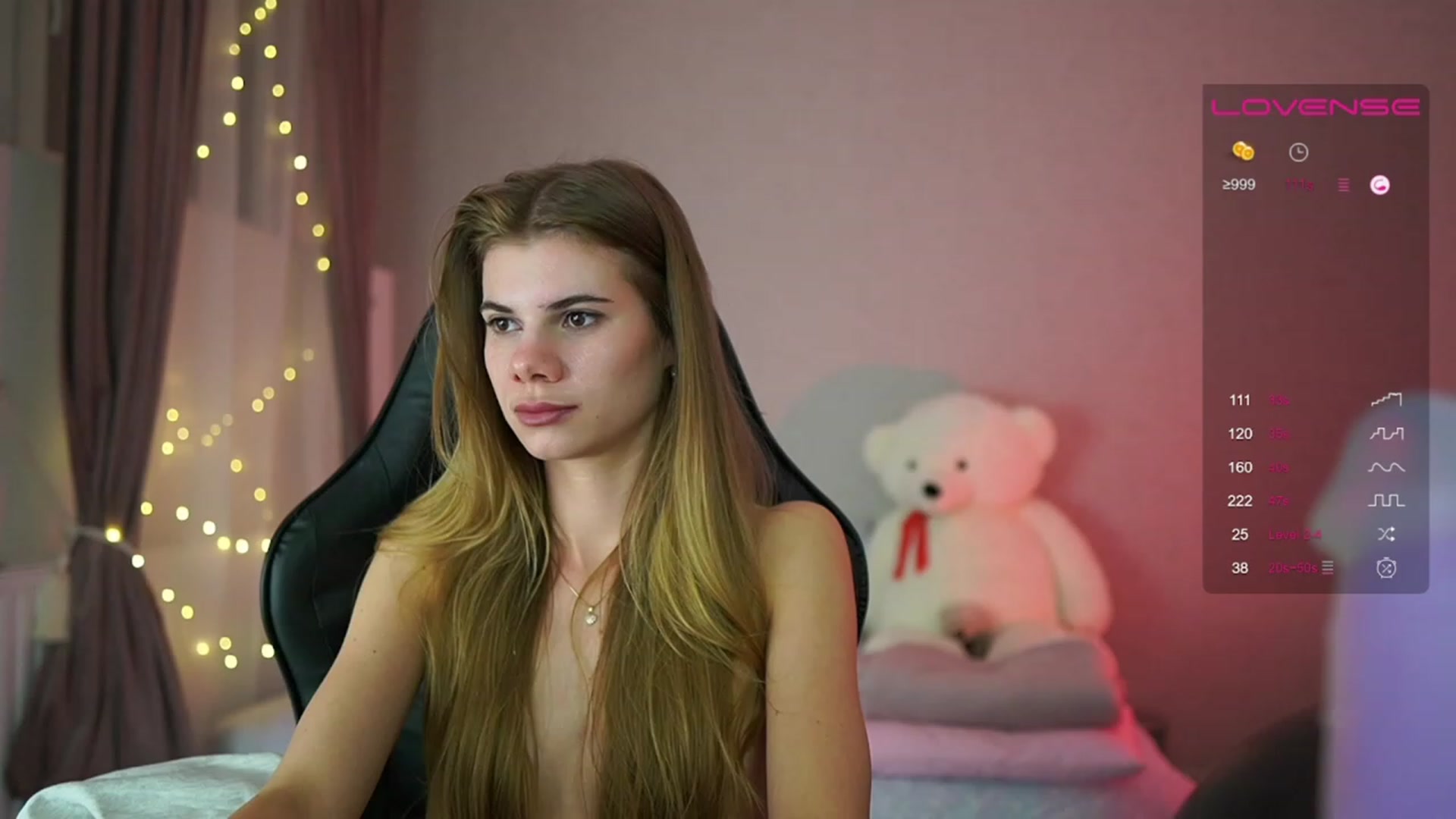 Gallery image thumbnail from RileyReid_18's myfreecams stream on, 05/10/2023, 23:12 image 19 of 20