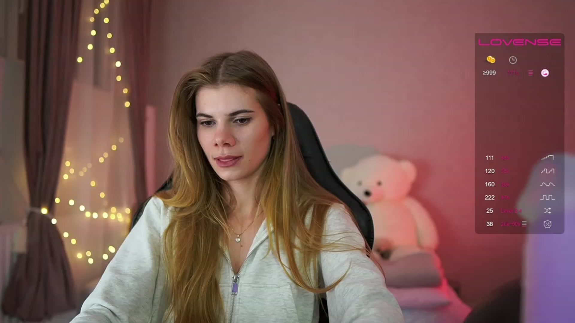 Gallery image thumbnail from RileyReid_18's myfreecams stream on, 05/10/2023, 23:12 image 4 of 20