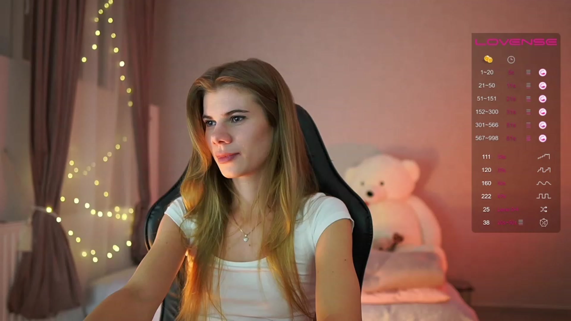 Gallery image thumbnail from RileyReid_18's myfreecams stream on, 05/11/2023, 23:23 image 7 of 20