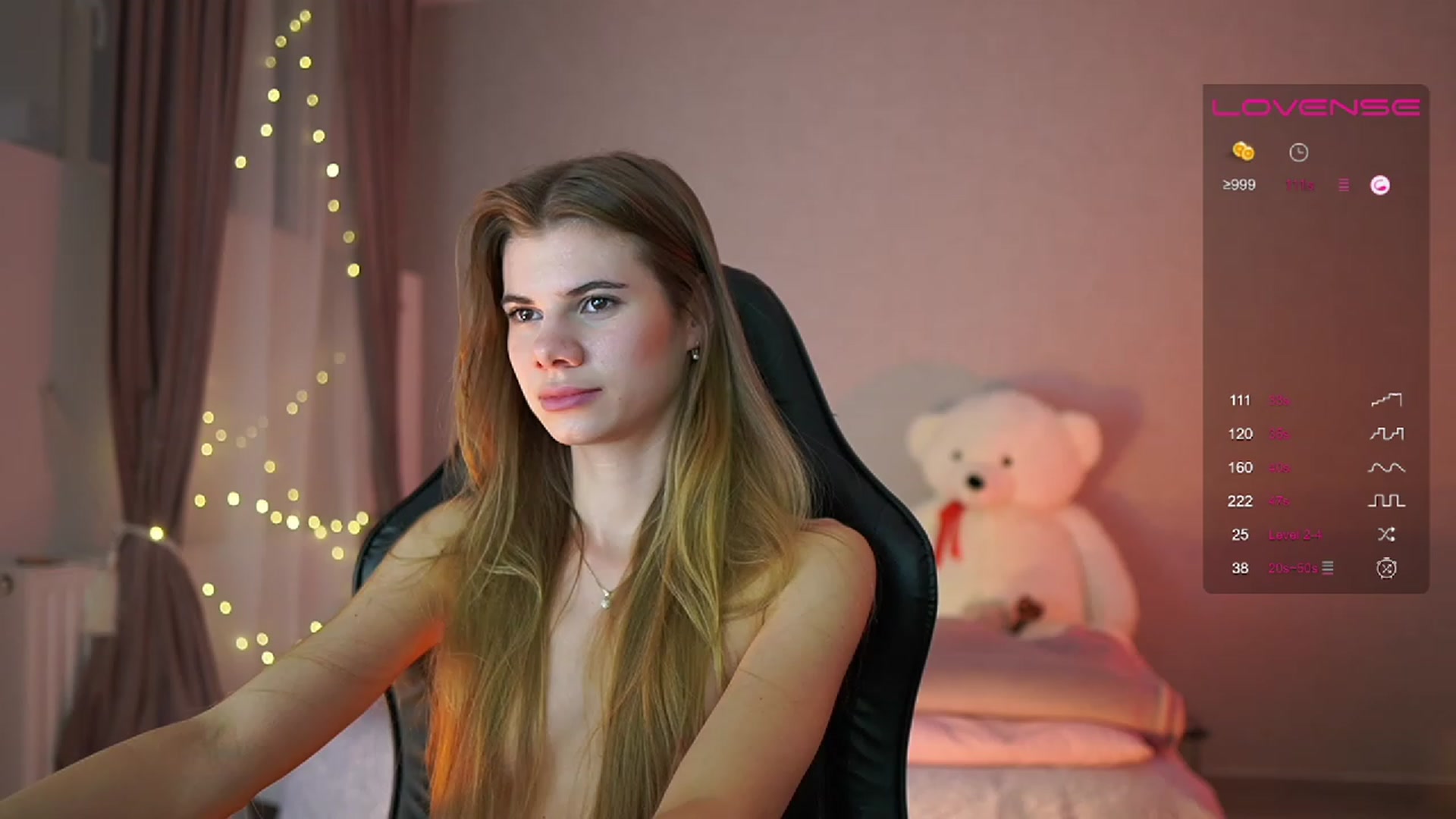 Gallery image thumbnail from RileyReid_18's myfreecams stream on, 05/12/2023, 14:28 image 9 of 20