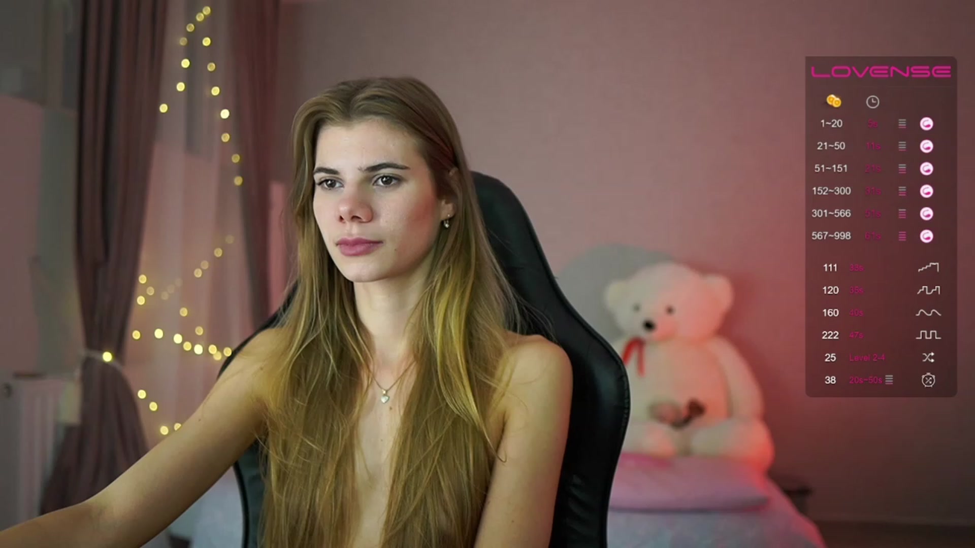 Gallery image thumbnail from RileyReid_18's myfreecams stream on, 05/12/2023, 16:20 image 15 of 20