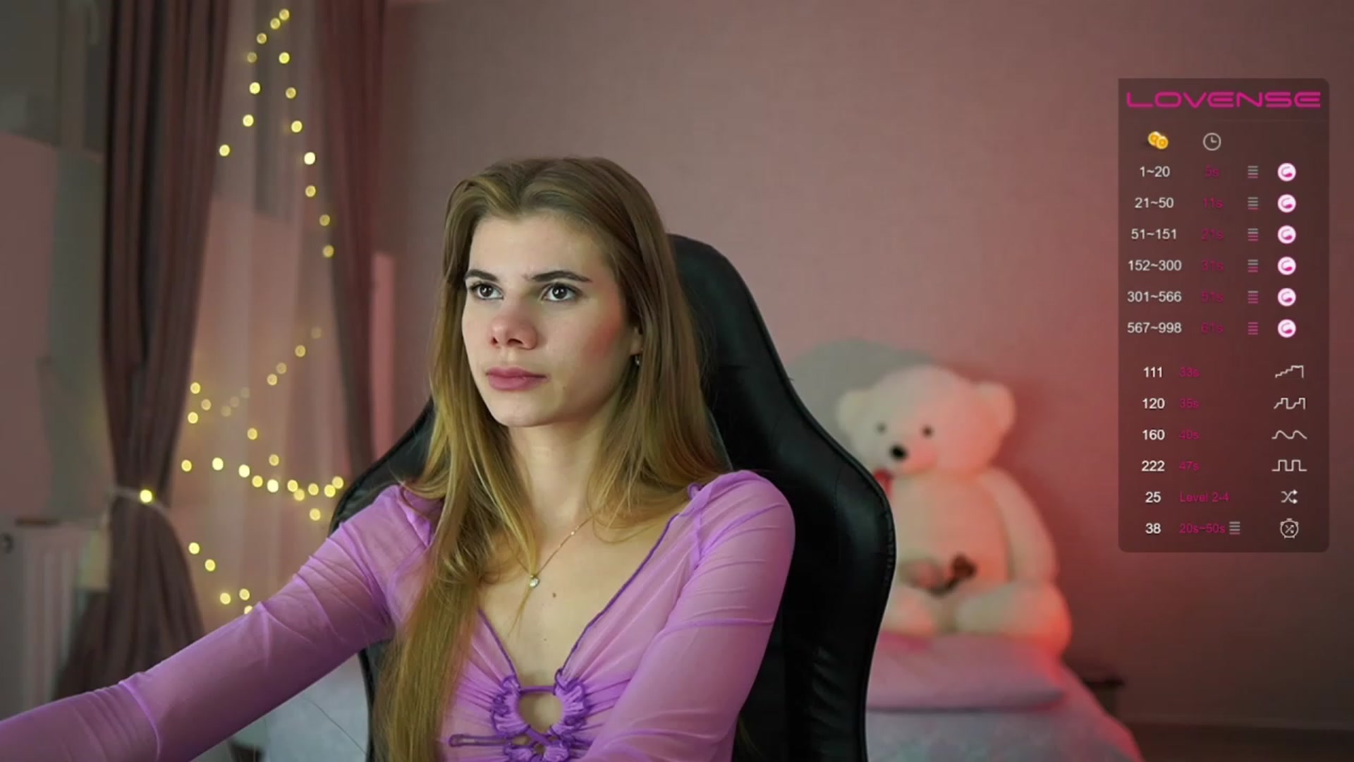 Gallery image thumbnail from RileyReid_18's myfreecams stream on, 05/12/2023, 16:20 image 2 of 20