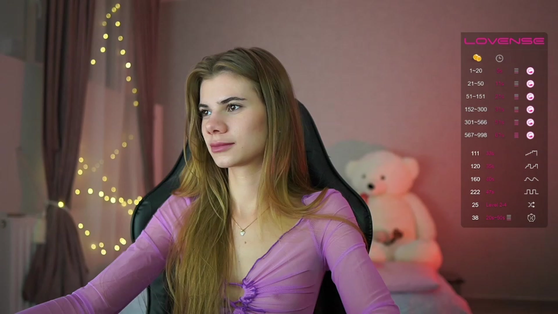 Gallery image thumbnail from RileyReid_18's myfreecams stream on, 05/12/2023, 16:20 image 8 of 20