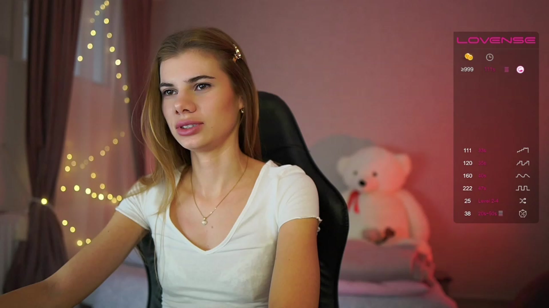 Gallery image thumbnail from RileyReid_18's myfreecams stream on, 05/13/2023, 13:54 image 3 of 20
