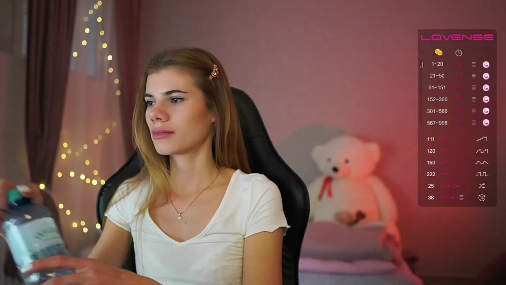 Gallery image thumbnail from RileyReid_18's myfreecams stream on, 05/13/2023, 13:54 image 5 of 20