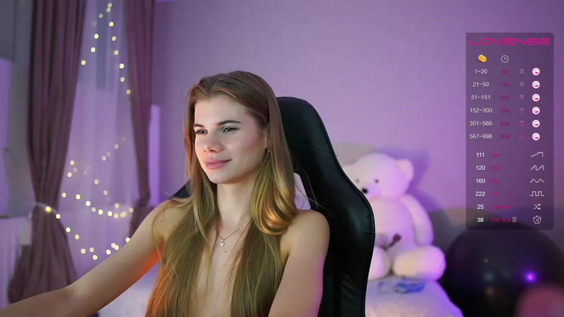 Gallery image thumbnail from RileyReid_18's myfreecams stream on, 05/15/2023, 17:38 image 11 of 20