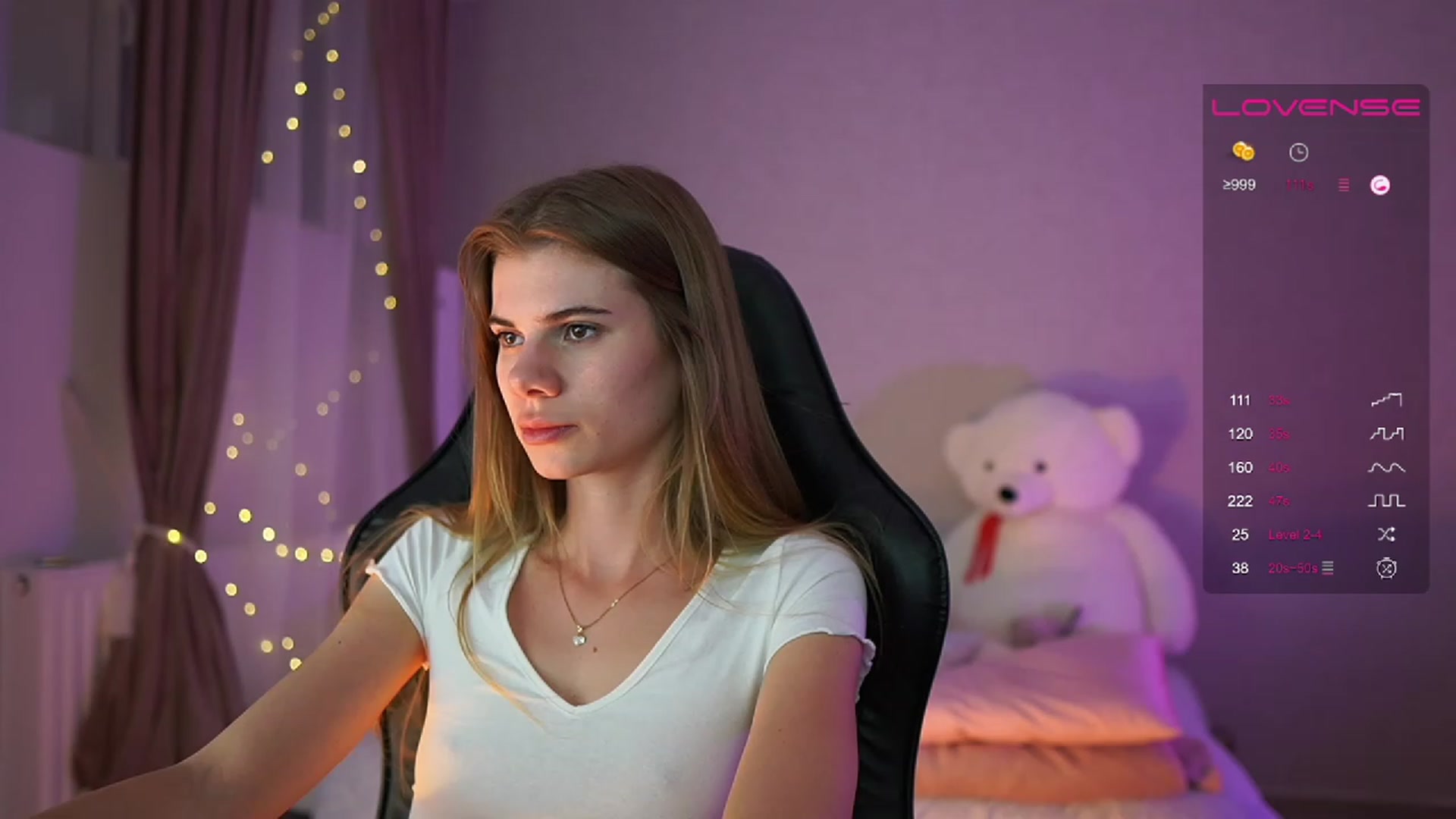 Gallery image thumbnail from RileyReid_18's myfreecams stream on, 05/21/2023, 20:51 image 18 of 20