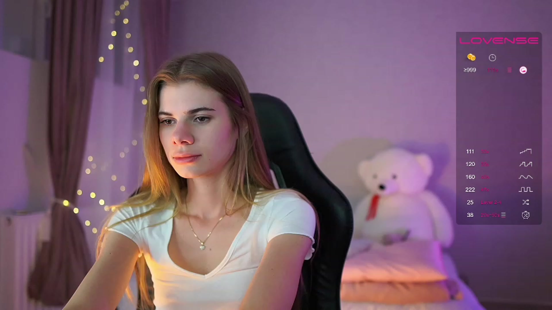 Gallery image thumbnail from RileyReid_18's myfreecams stream on, 05/21/2023, 20:51 image 7 of 20