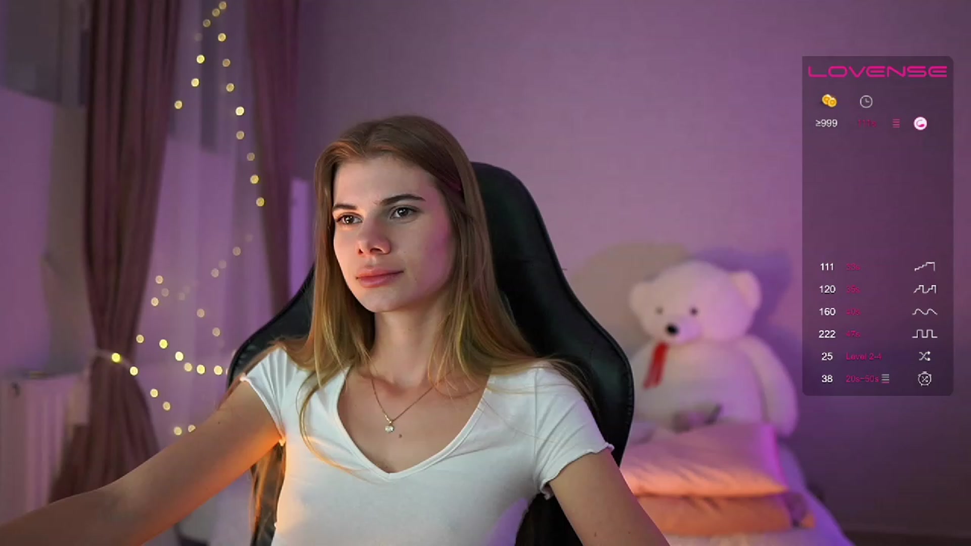 Gallery image thumbnail from RileyReid_18's myfreecams stream on, 05/21/2023, 20:51 image 19 of 20