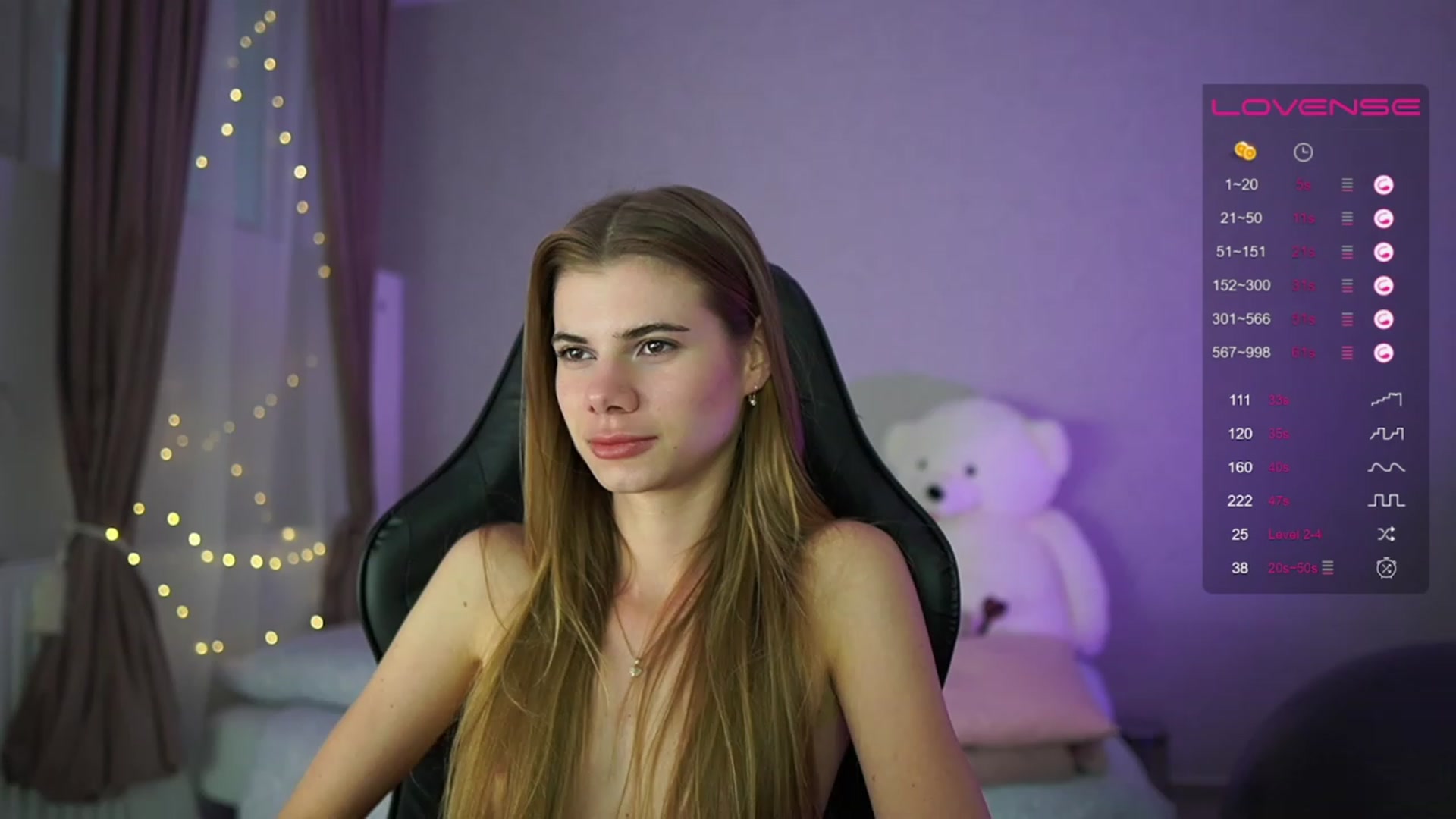Gallery image thumbnail from RileyReid_18's myfreecams stream on, 05/22/2023, 14:51 image 14 of 20