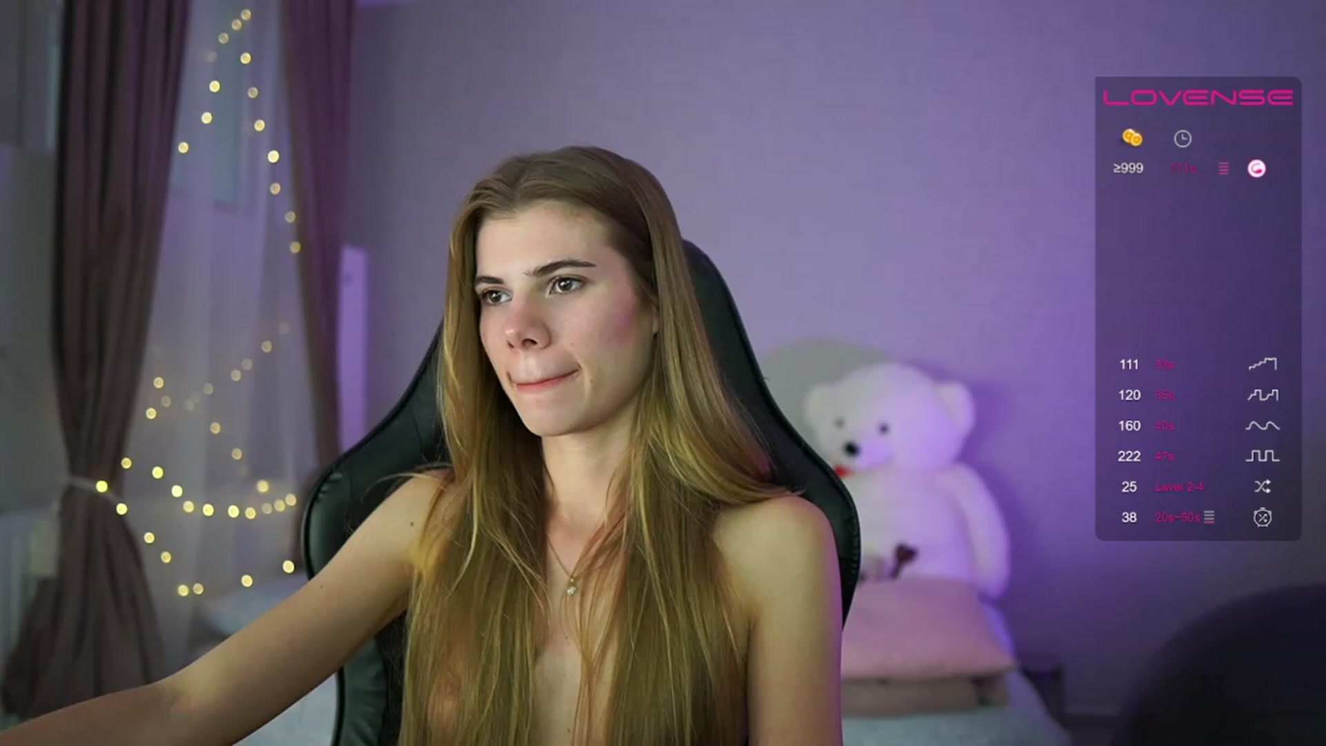Gallery image thumbnail from RileyReid_18's myfreecams stream on, 05/22/2023, 14:51 image 11 of 20