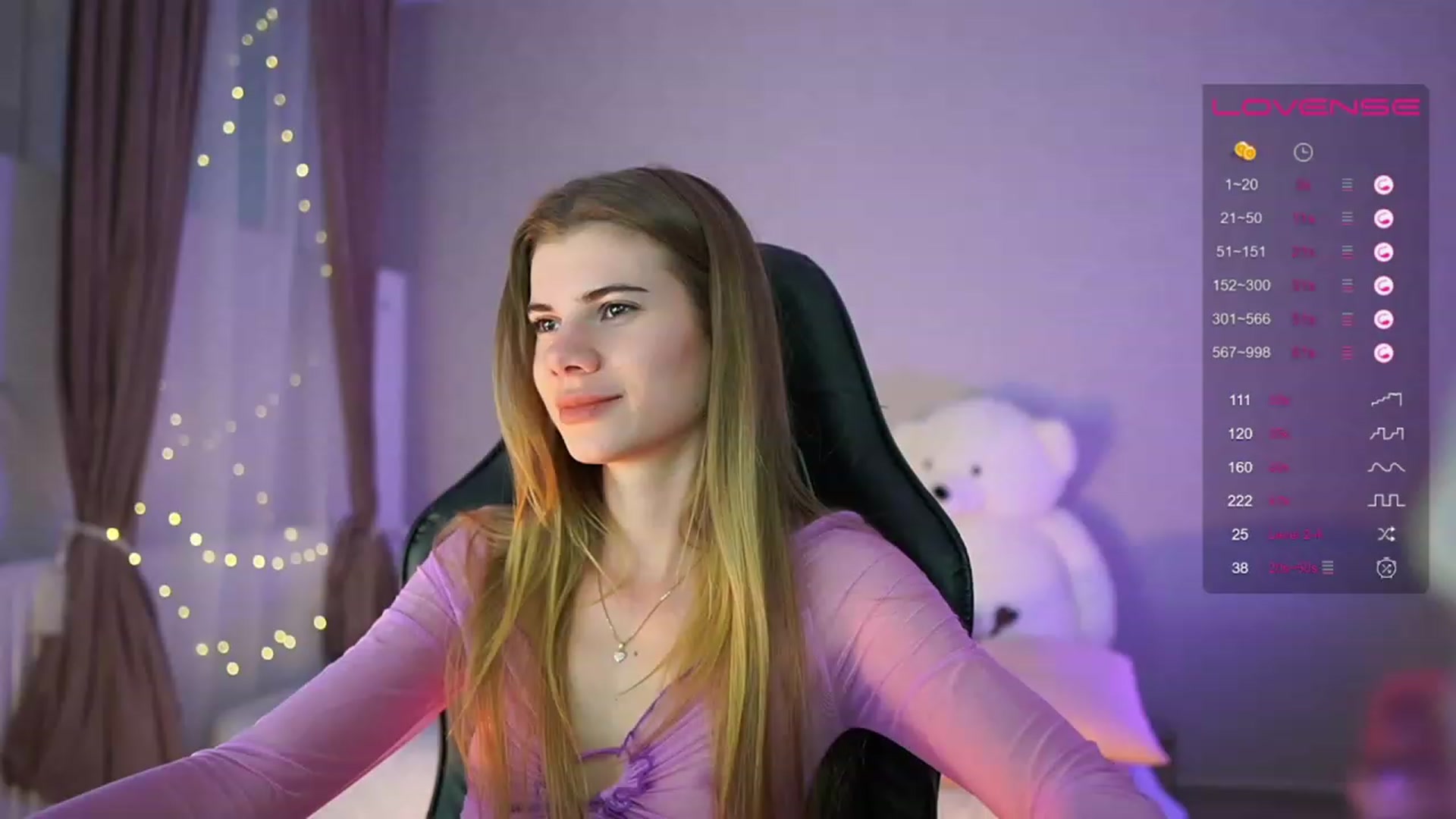 Gallery image thumbnail from RileyReid_18's myfreecams stream on, 05/22/2023, 18:10 image 2 of 20