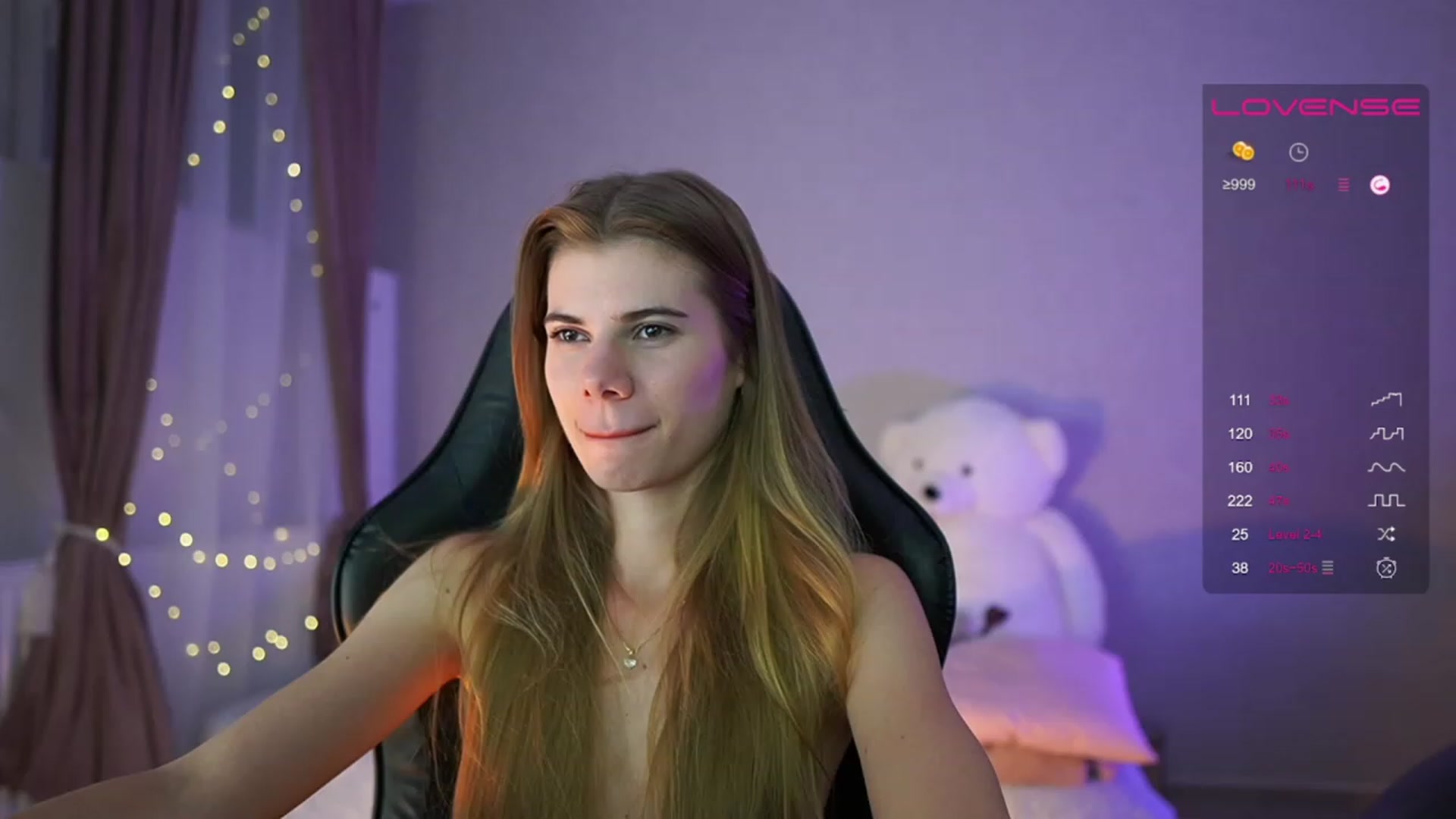 Gallery image thumbnail from RileyReid_18's myfreecams stream on, 05/22/2023, 18:10 image 18 of 20