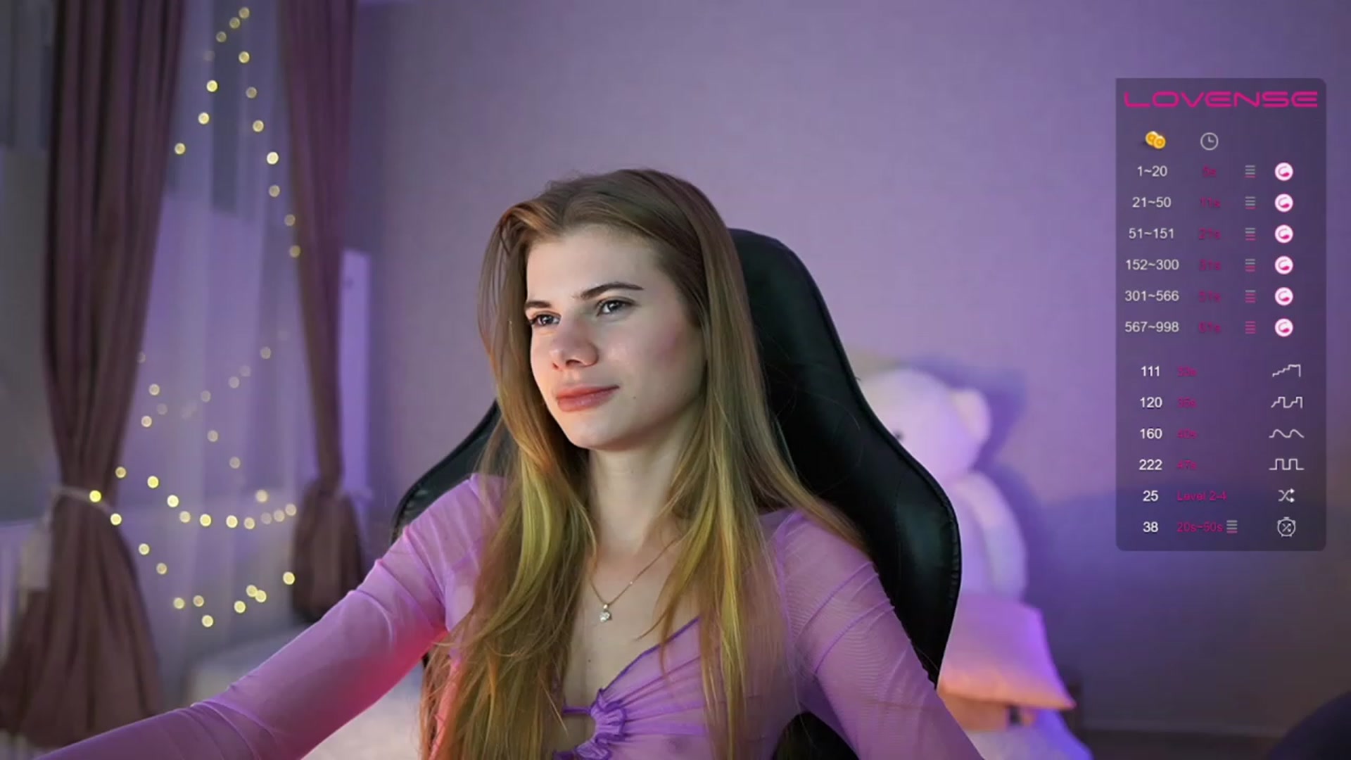 Gallery image thumbnail from RileyReid_18's myfreecams stream on, 05/22/2023, 18:10 image 12 of 20