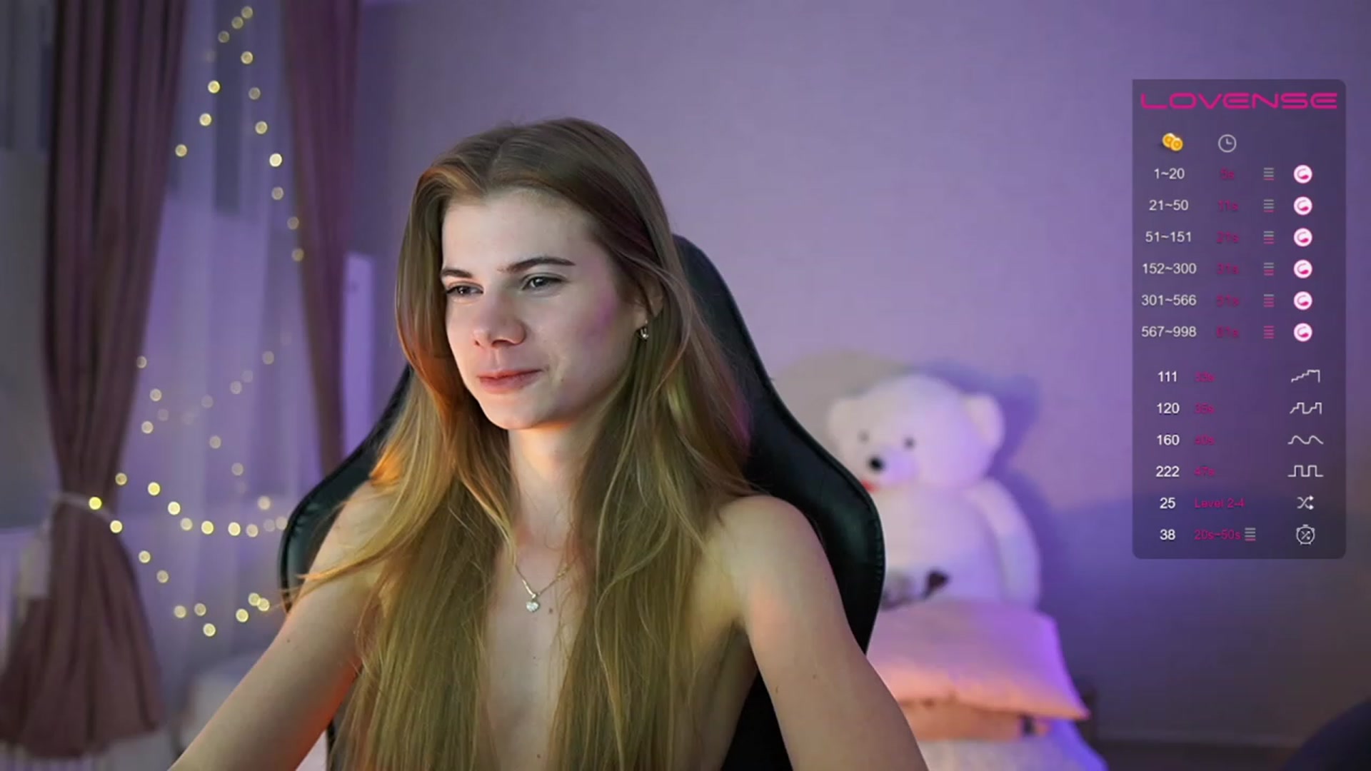 Gallery image thumbnail from RileyReid_18's myfreecams stream on, 05/22/2023, 18:10 image 20 of 20