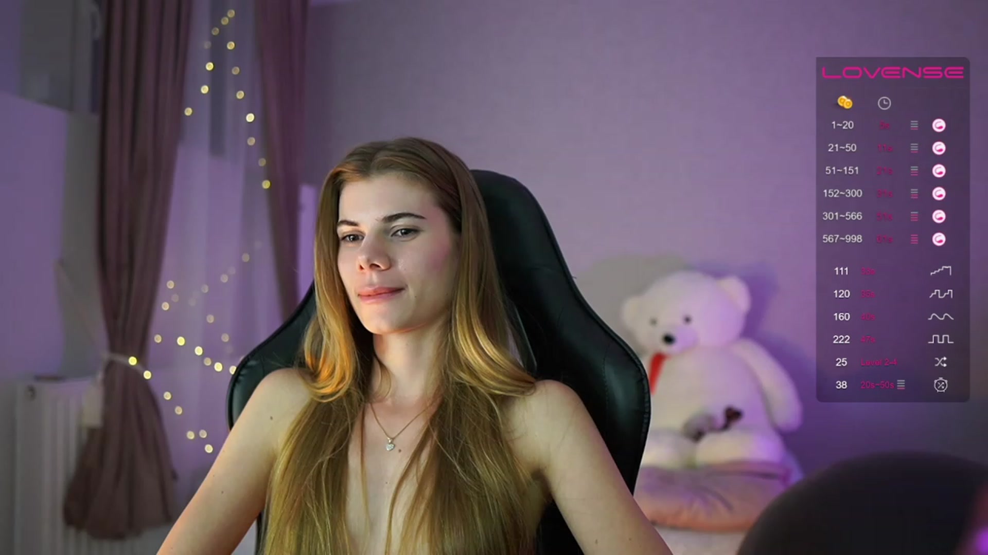 Gallery image thumbnail from RileyReid_18's myfreecams stream on, 05/23/2023, 21:19 image 13 of 20