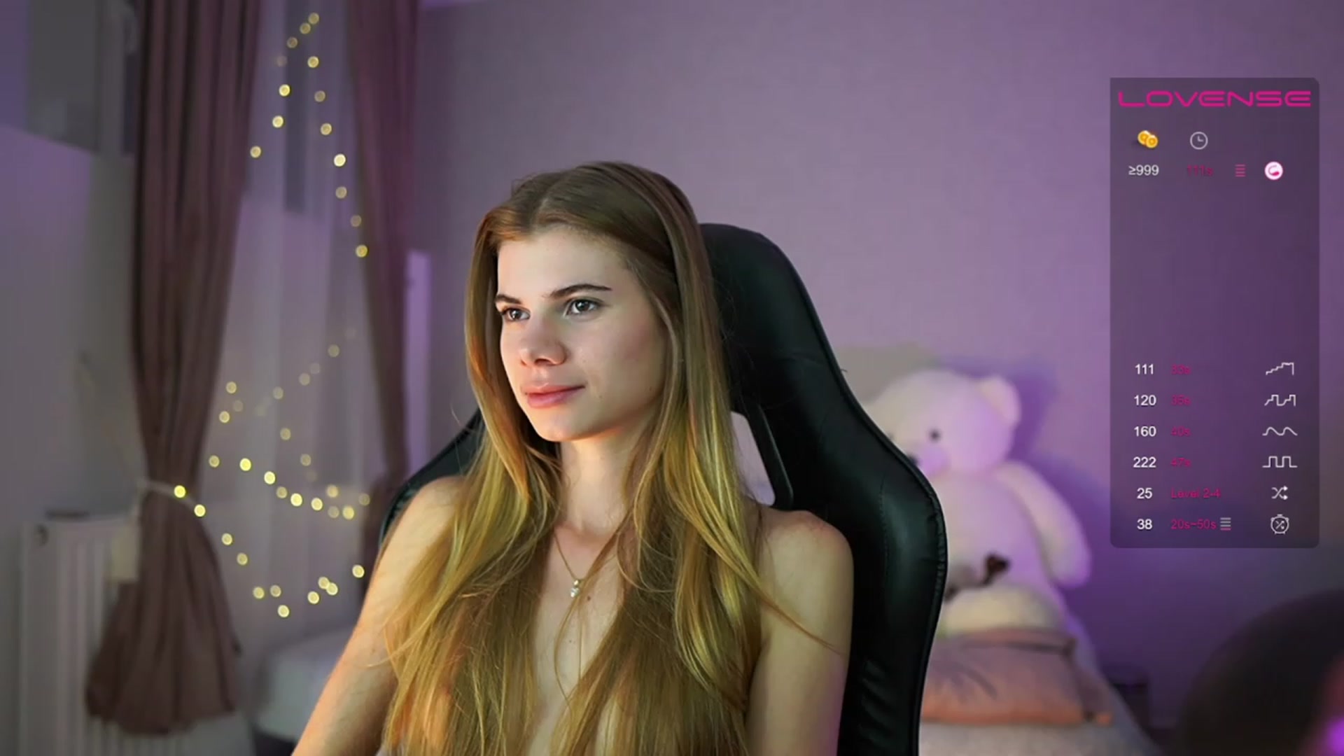 Gallery image thumbnail from RileyReid_18's myfreecams stream on, 05/23/2023, 21:19 image 1 of 20