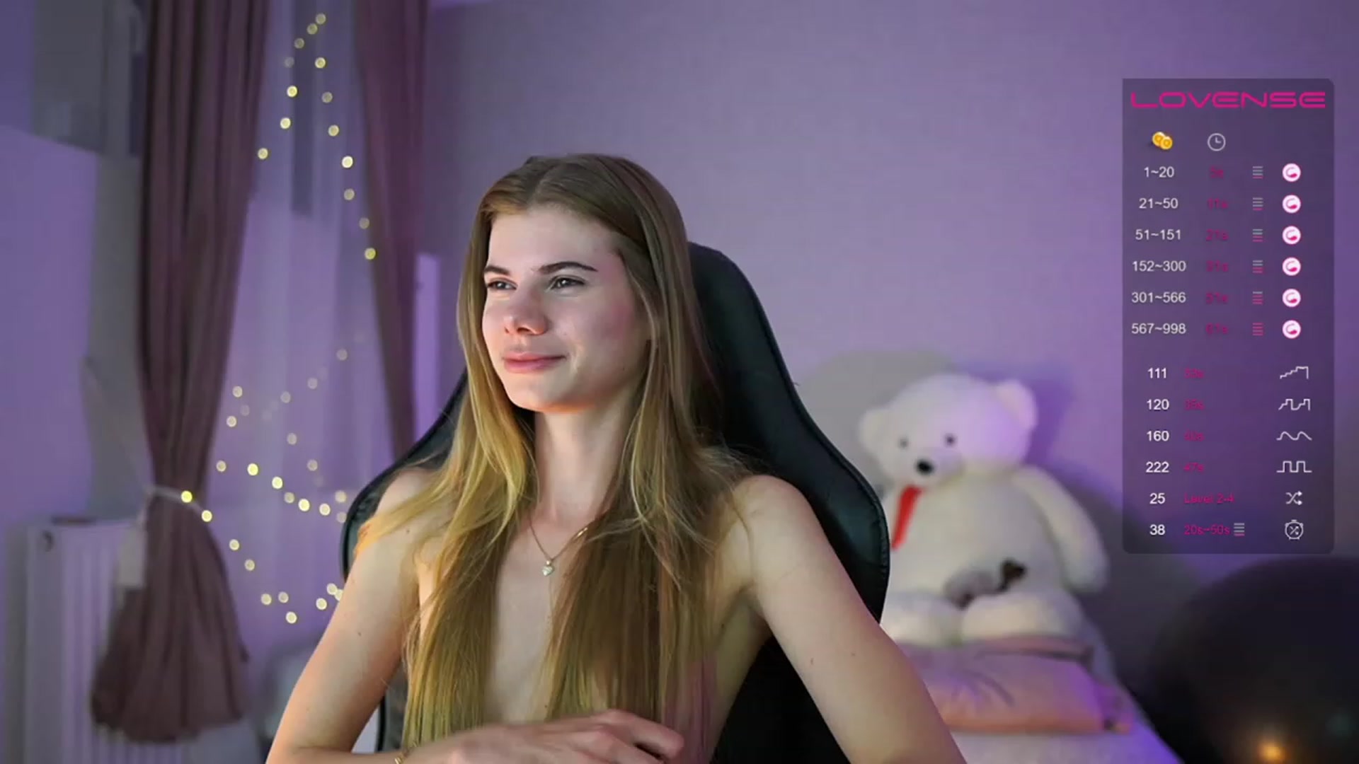 Gallery image thumbnail from RileyReid_18's myfreecams stream on, 05/23/2023, 22:02 image 6 of 20