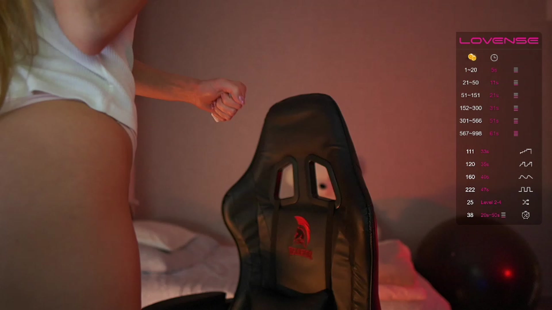 Gallery image thumbnail from RileyReid_18's myfreecams stream on, 05/25/2023, 23:22 image 5 of 20