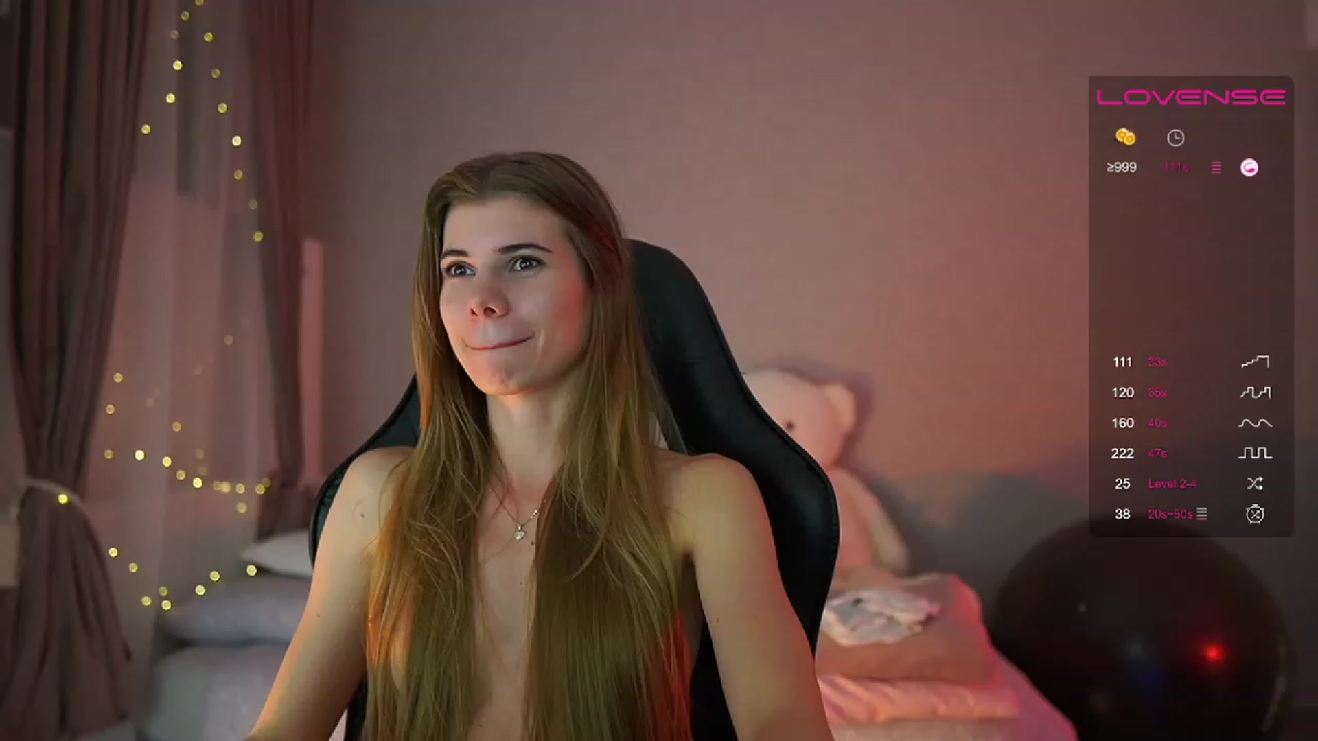 Gallery image thumbnail from RileyReid_18's myfreecams stream on, 05/25/2023, 23:22 image 9 of 20