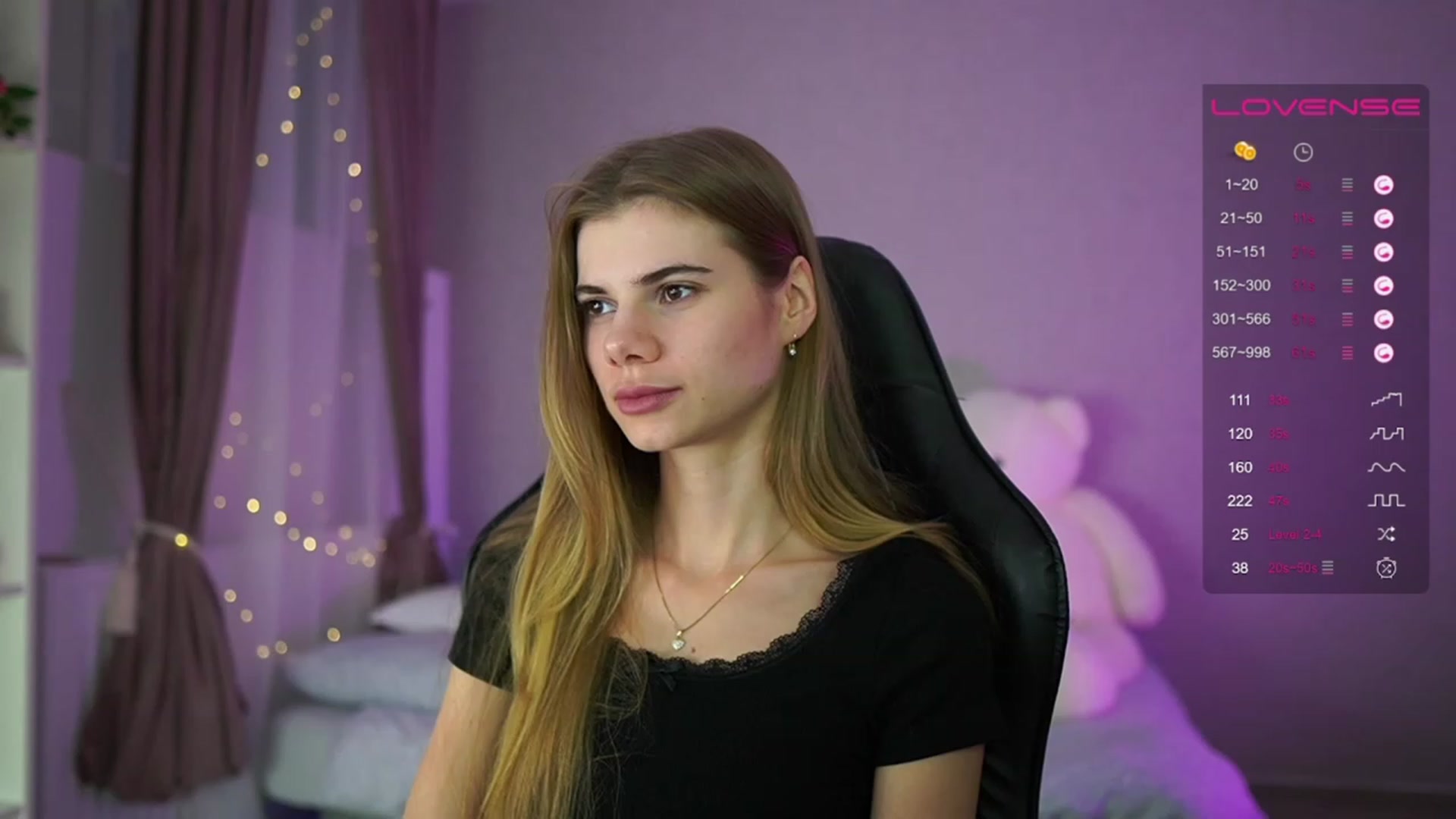 Gallery image thumbnail from RileyReid_18's myfreecams stream on, 05/30/2023, 15:42 image 10 of 20