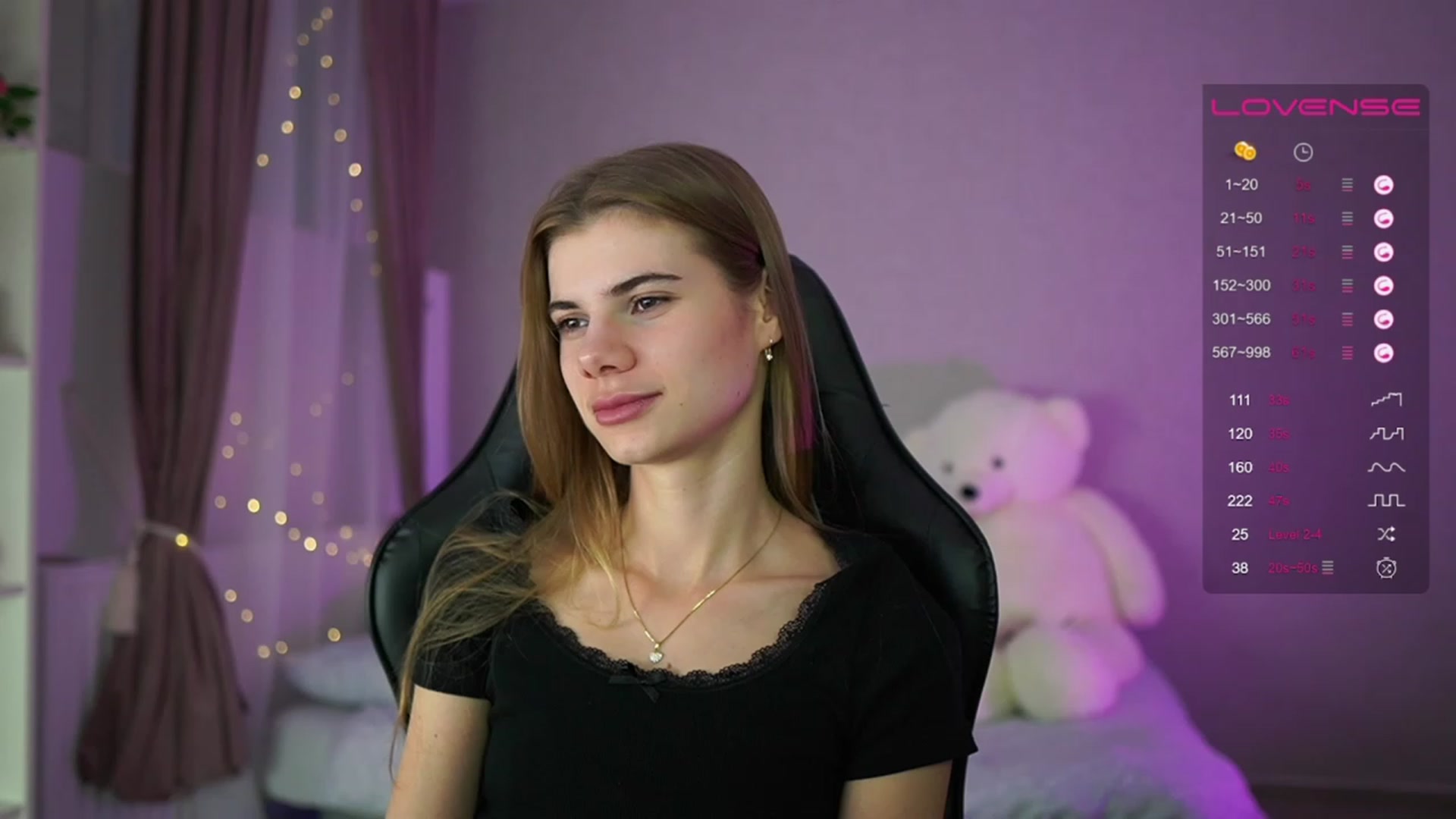 Gallery image thumbnail from RileyReid_18's myfreecams stream on, 05/30/2023, 15:42 image 4 of 20