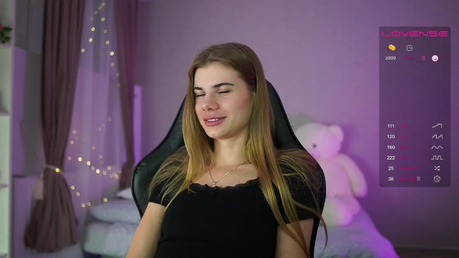 Gallery image thumbnail from RileyReid_18's myfreecams stream on, 05/30/2023, 15:42 image 3 of 20