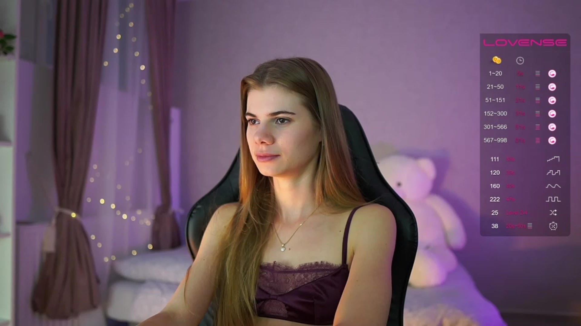 Gallery image thumbnail from RileyReid_18's myfreecams stream on, 05/30/2023, 17:18 image 16 of 20