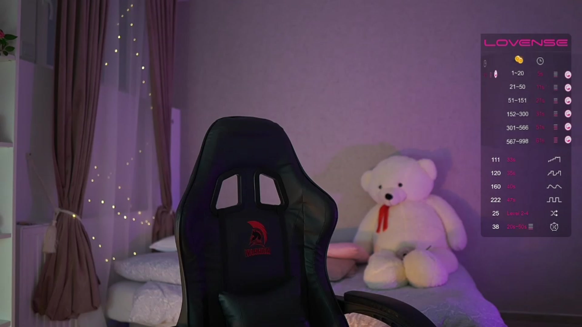 Gallery image thumbnail from RileyReid_18's myfreecams stream on, 05/30/2023, 17:18 image 12 of 20