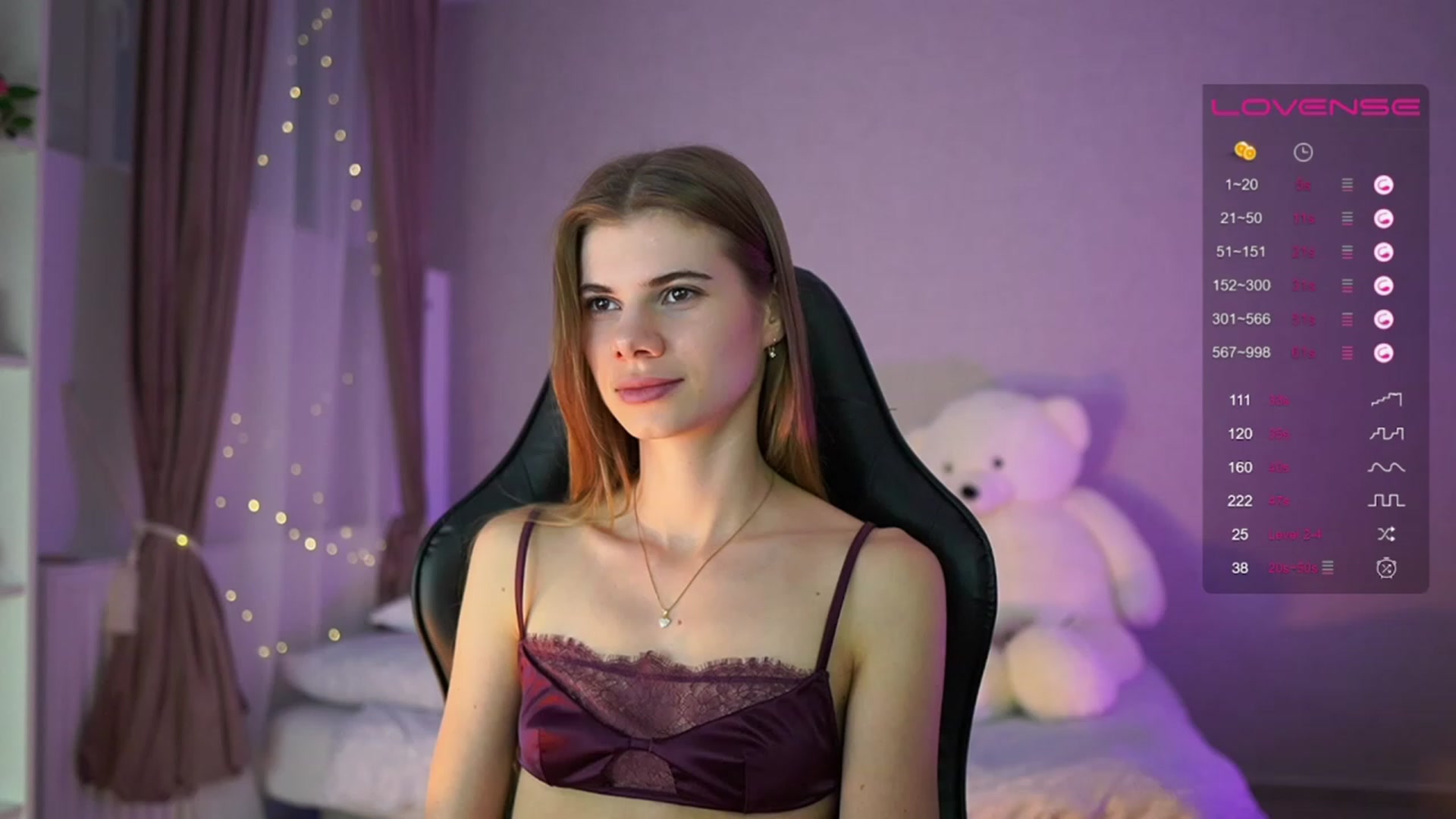 Gallery image thumbnail from RileyReid_18's myfreecams stream on, 05/30/2023, 17:18 image 2 of 20