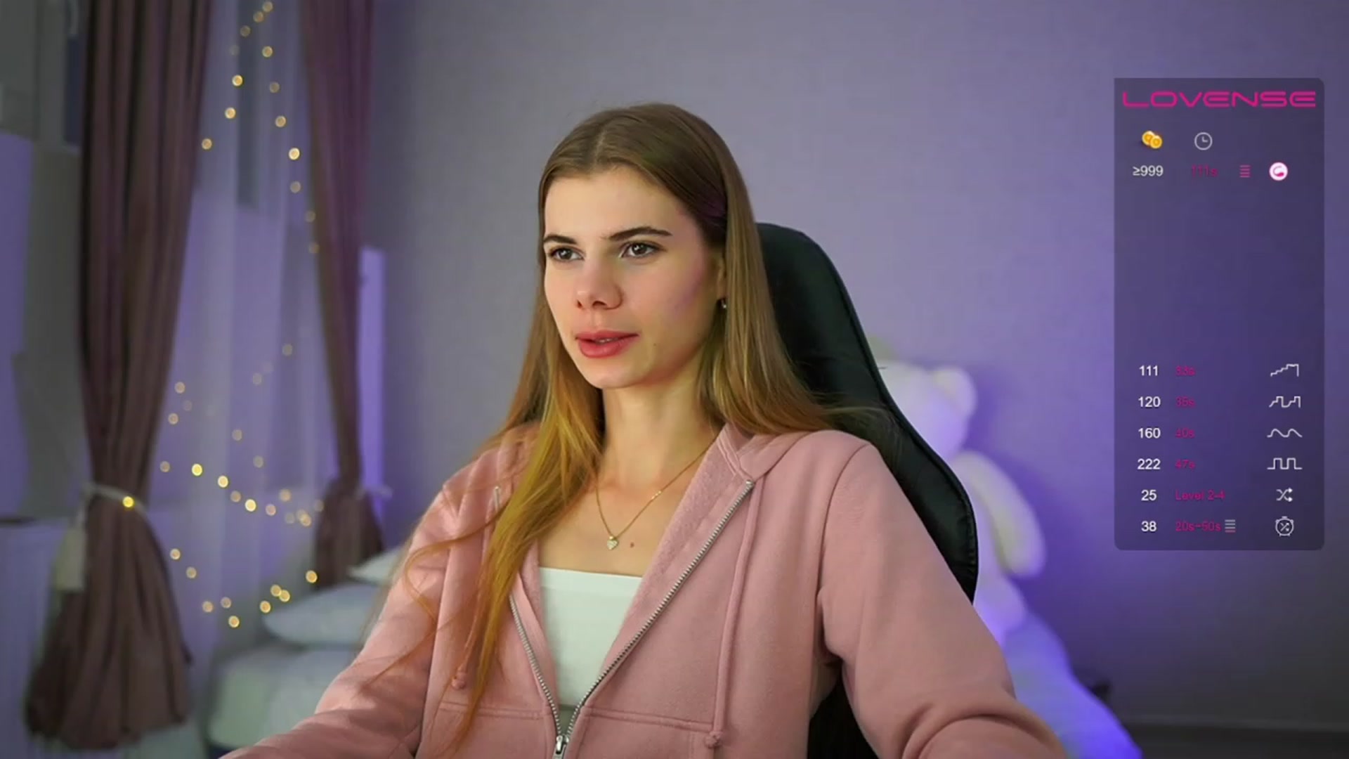 Gallery image thumbnail from RileyReid_18's myfreecams stream on, 05/31/2023, 18:43 image 2 of 20
