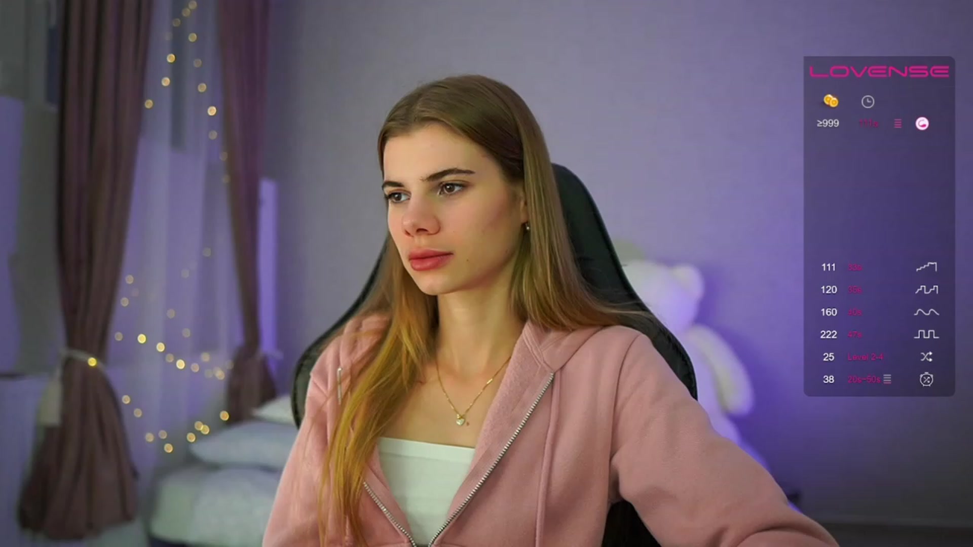 Gallery image thumbnail from RileyReid_18's myfreecams stream on, 05/31/2023, 18:43 image 7 of 20
